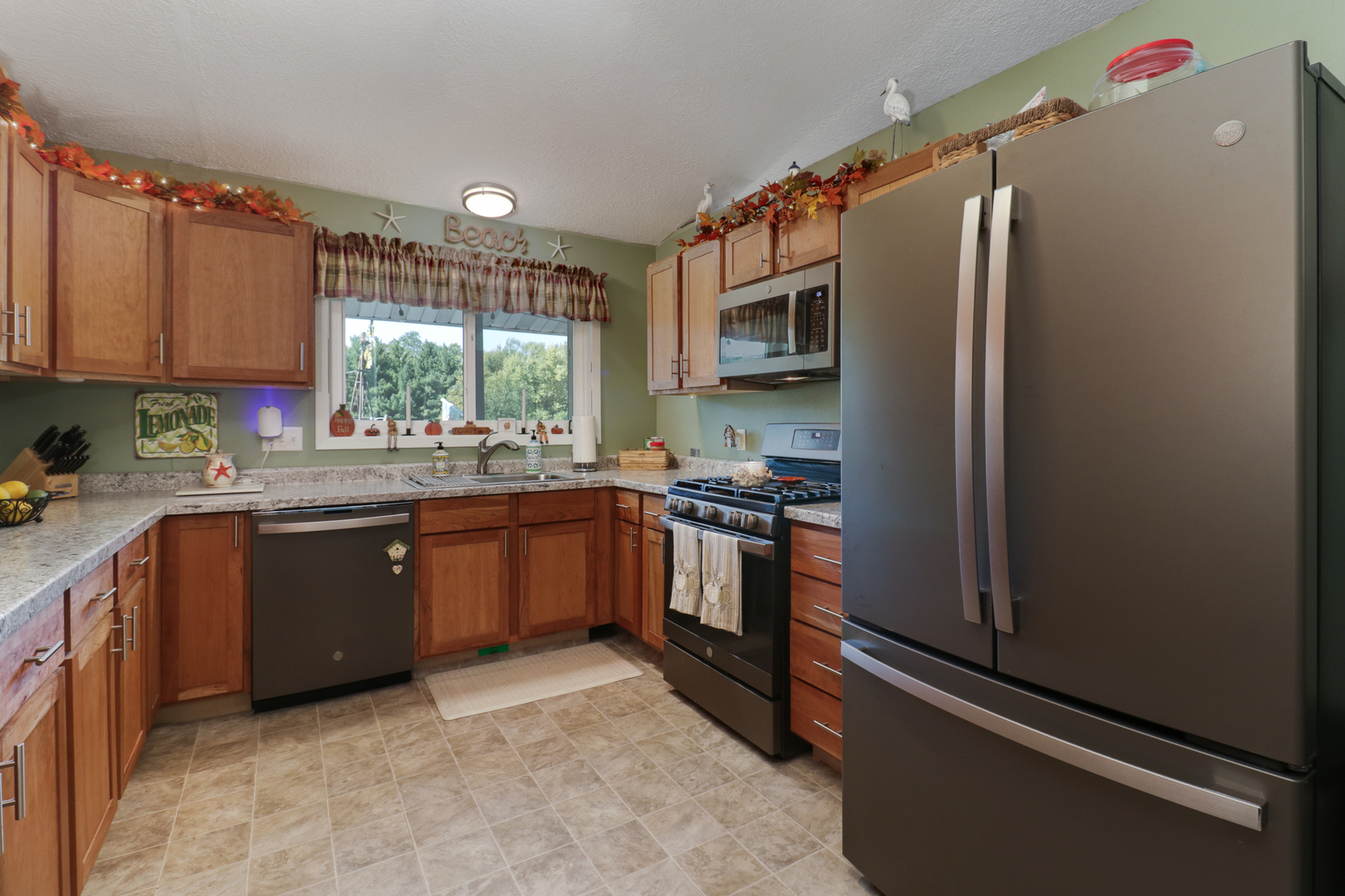 1409 Butchers Lane, Bloomington, IL 61701