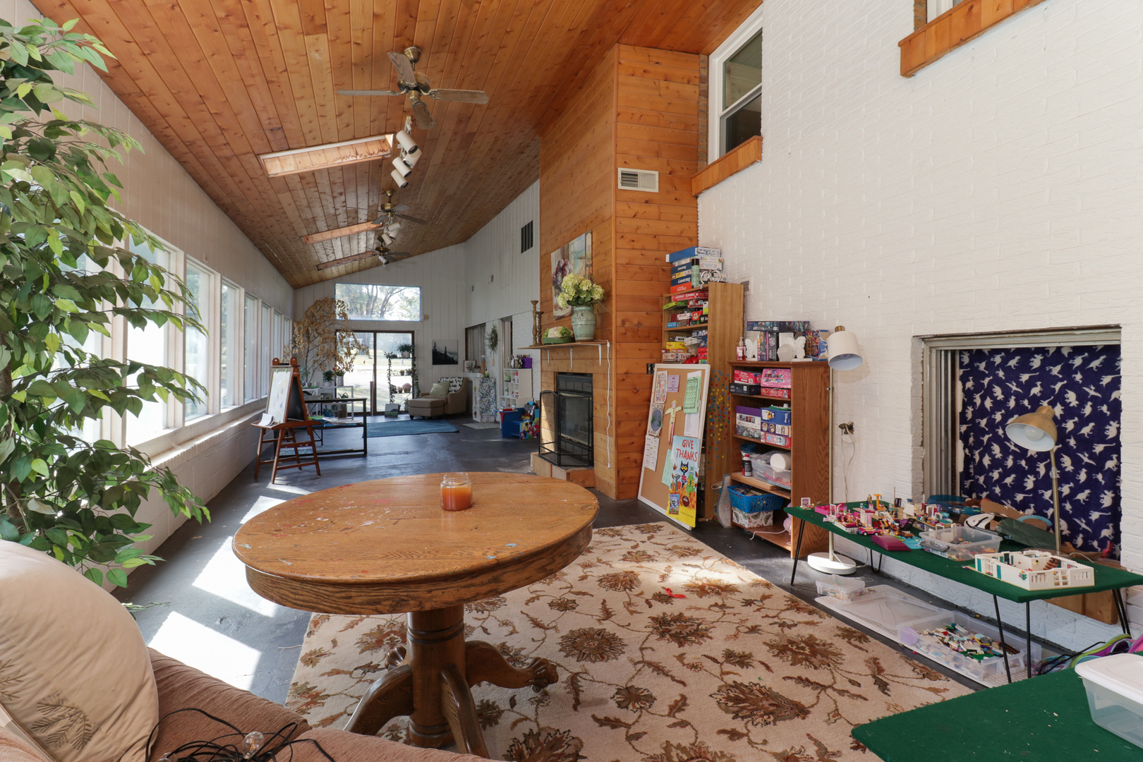 1409 Butchers Lane, Bloomington, IL 61701