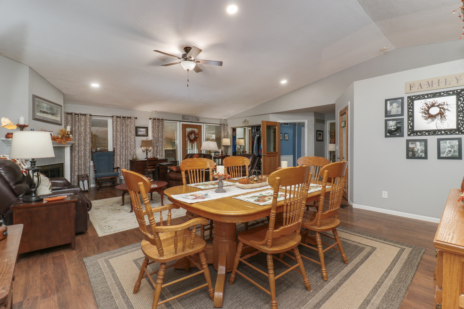 1409 Butchers Lane, Bloomington, IL 61701