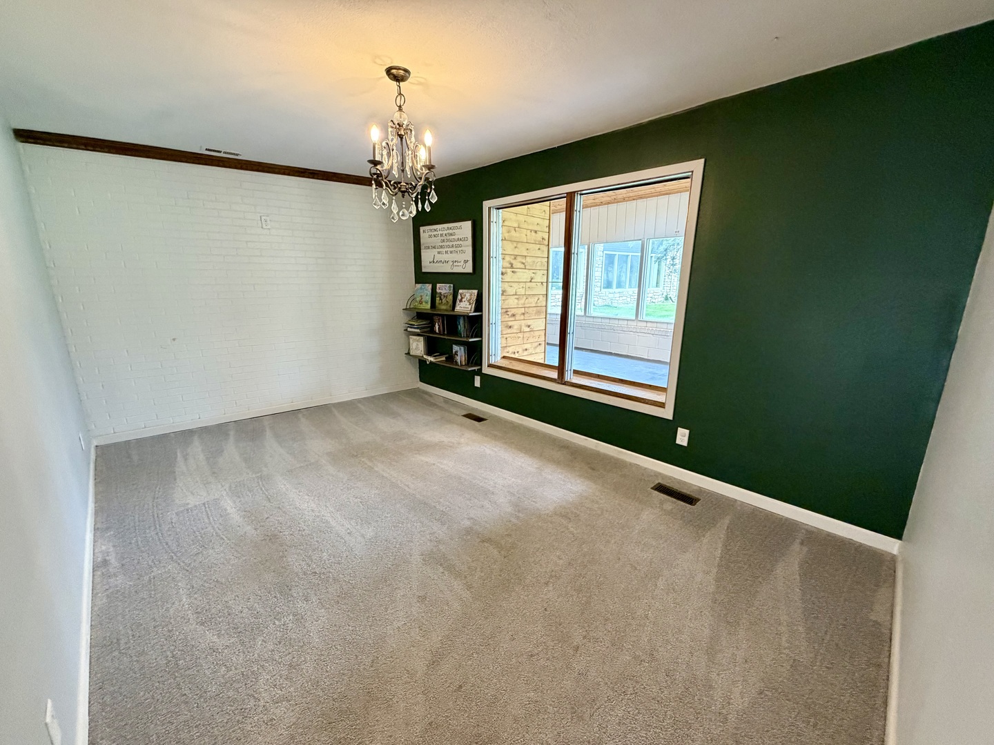 1409 Butchers Lane, Bloomington, IL 61701