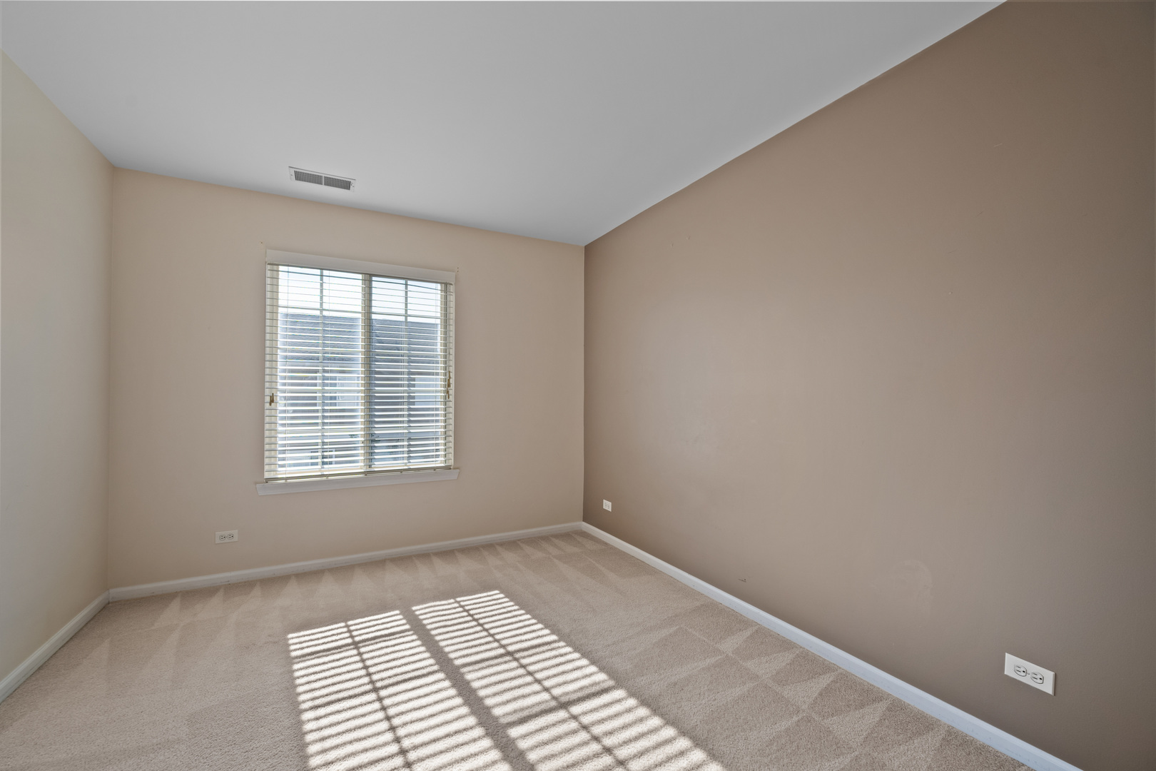 2295 TWILIGHT Drive, Aurora, IL 60503