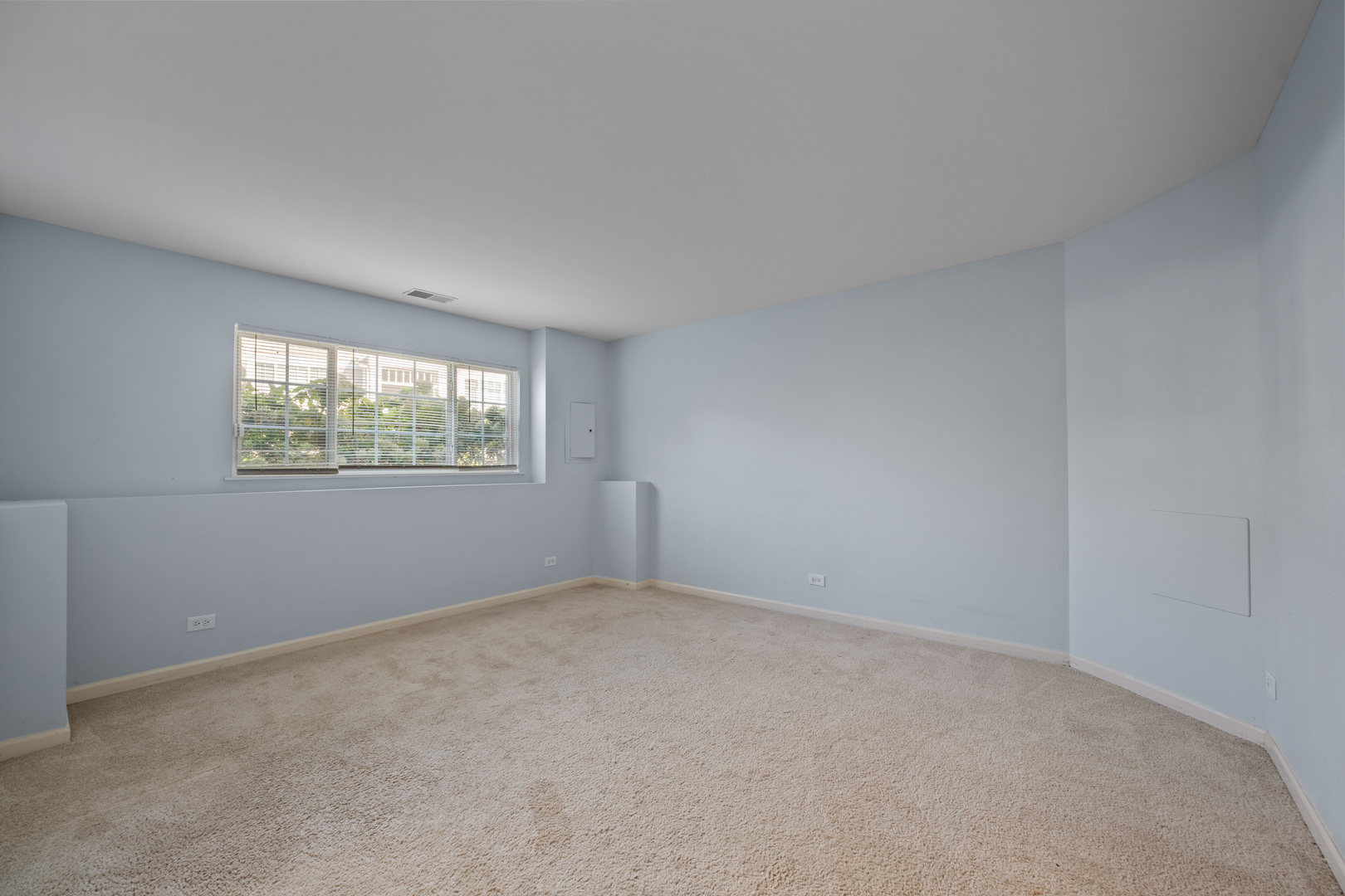 2295 TWILIGHT Drive, Aurora, IL 60503