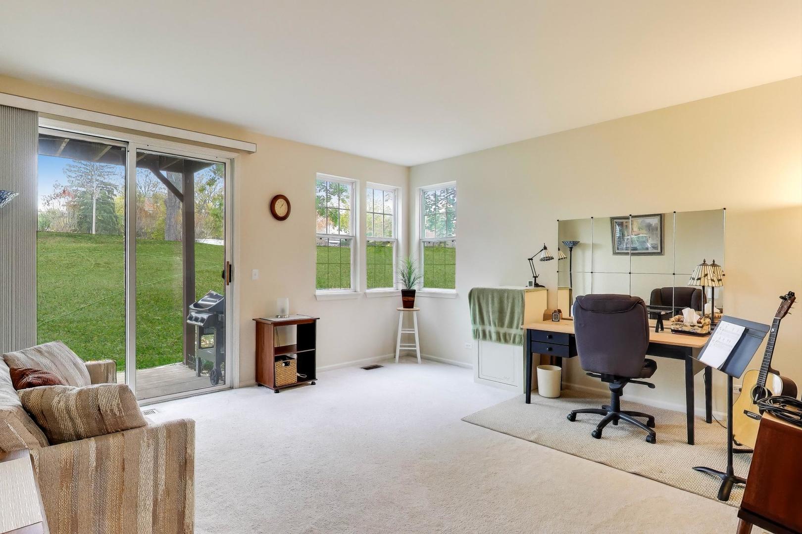 6648 Weather Hill Drive, Willowbrook, IL 60527