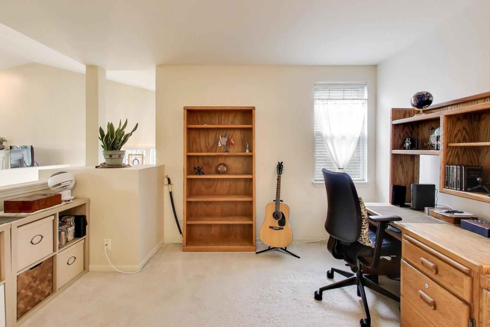 6648 Weather Hill Drive, Willowbrook, IL 60527