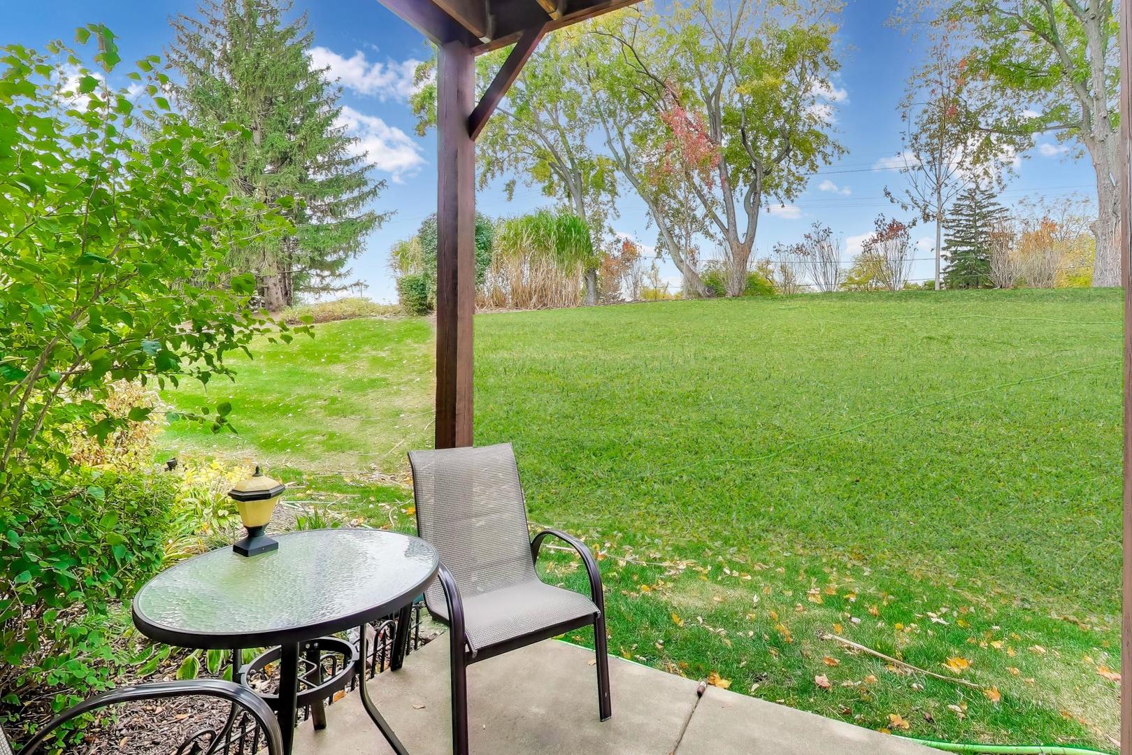 6648 Weather Hill Drive, Willowbrook, IL 60527