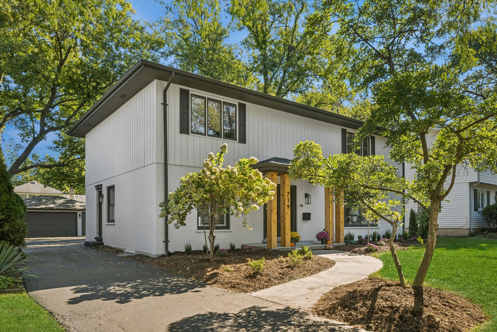 719 N Elm Street, Hinsdale, IL 60521