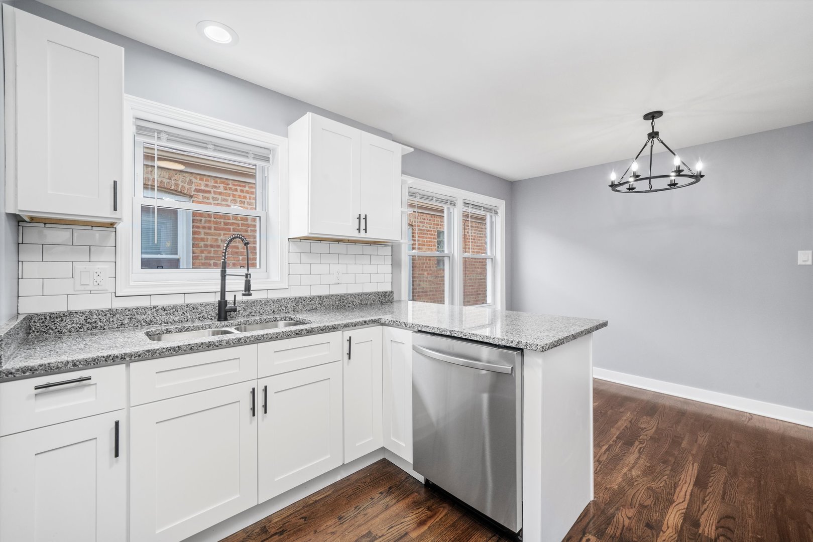 9043 S Luella Avenue, Chicago, IL 60617