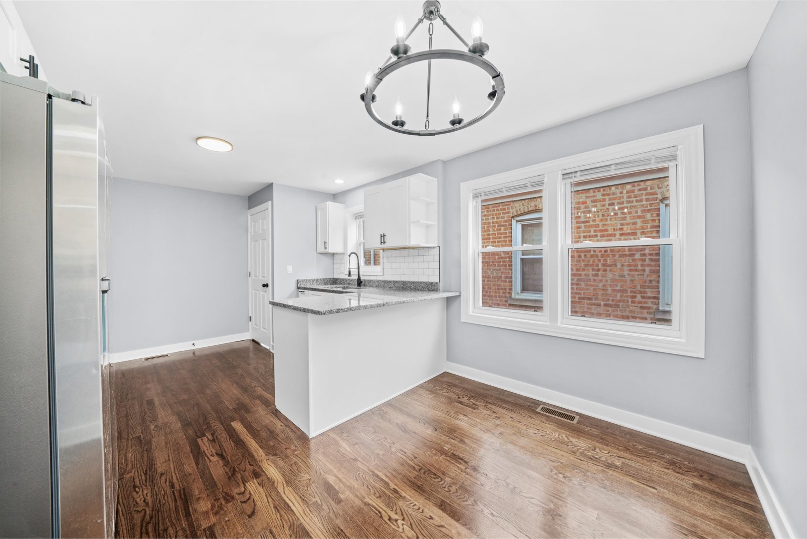 9043 S Luella Avenue, Chicago, IL 60617