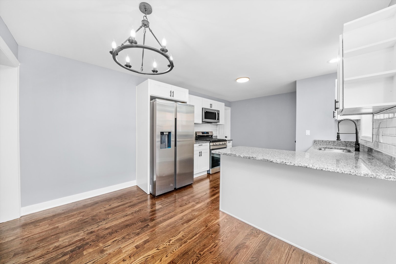 9043 S Luella Avenue, Chicago, IL 60617