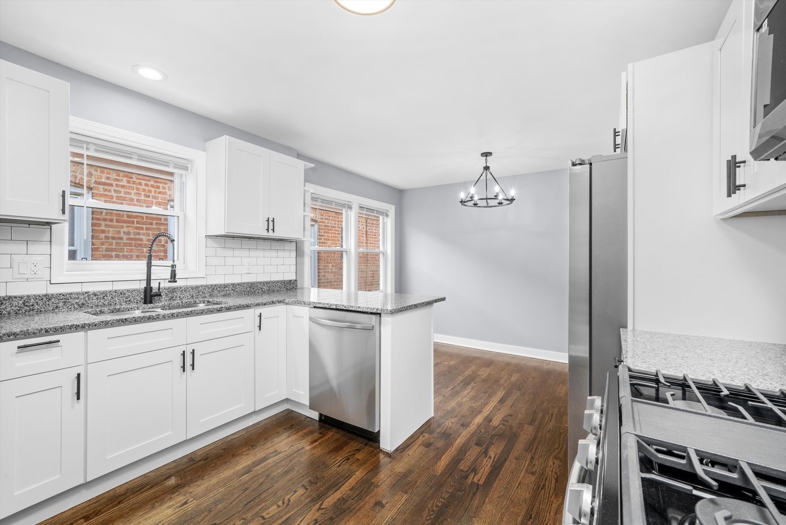 9043 S Luella Avenue, Chicago, IL 60617