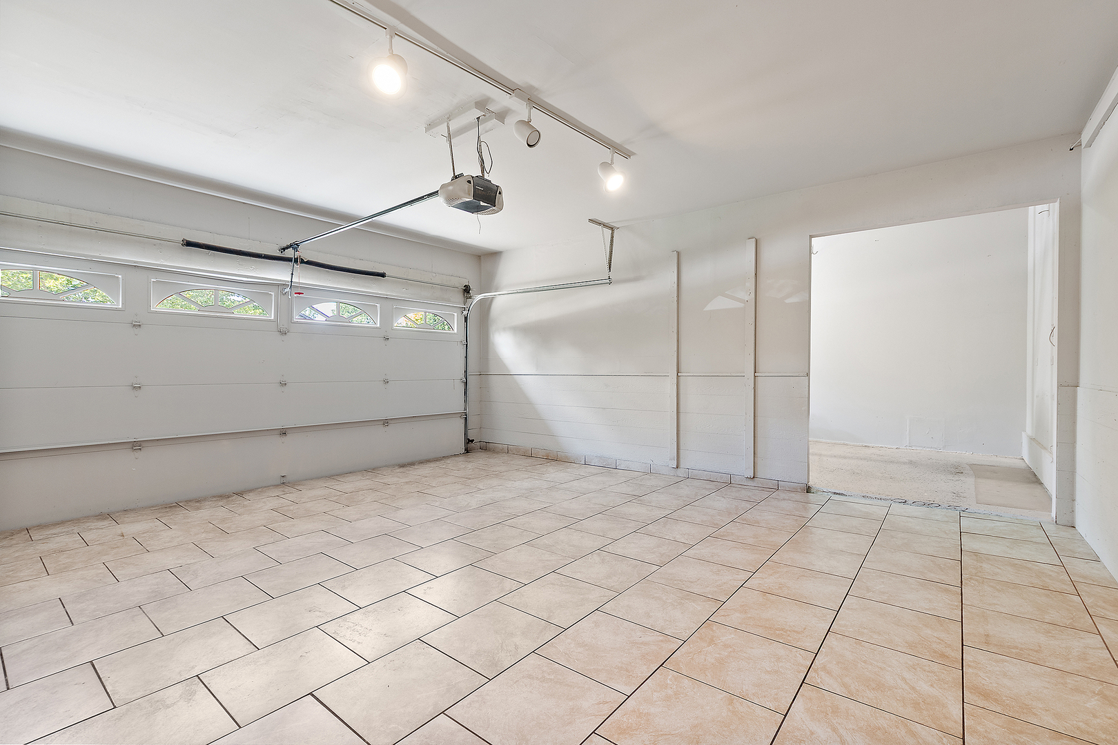 19525 Fiona Avenue, Mokena, IL 60448