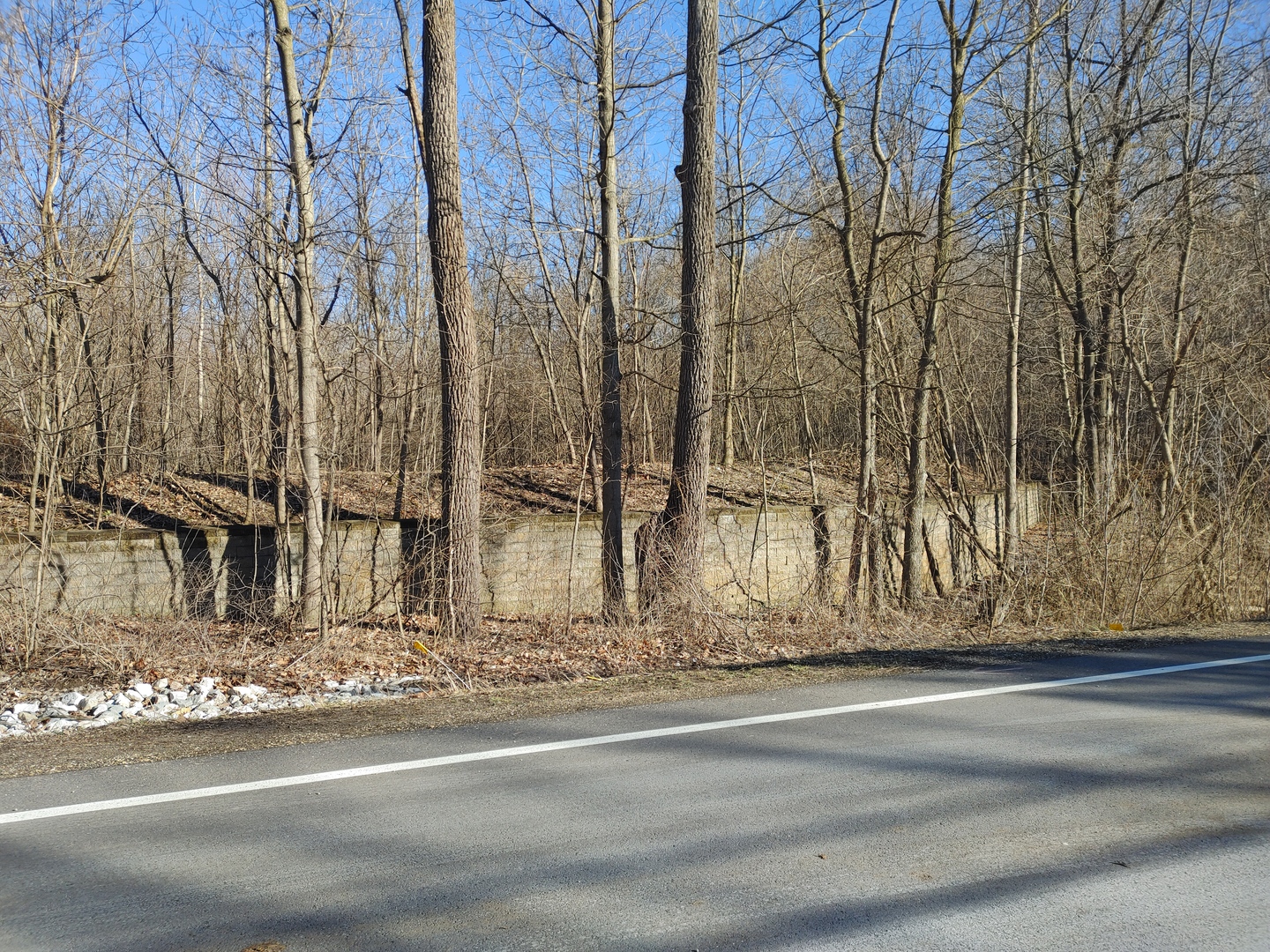 2020 E Lake Shore Drive, Twin Lakes, WI 53181