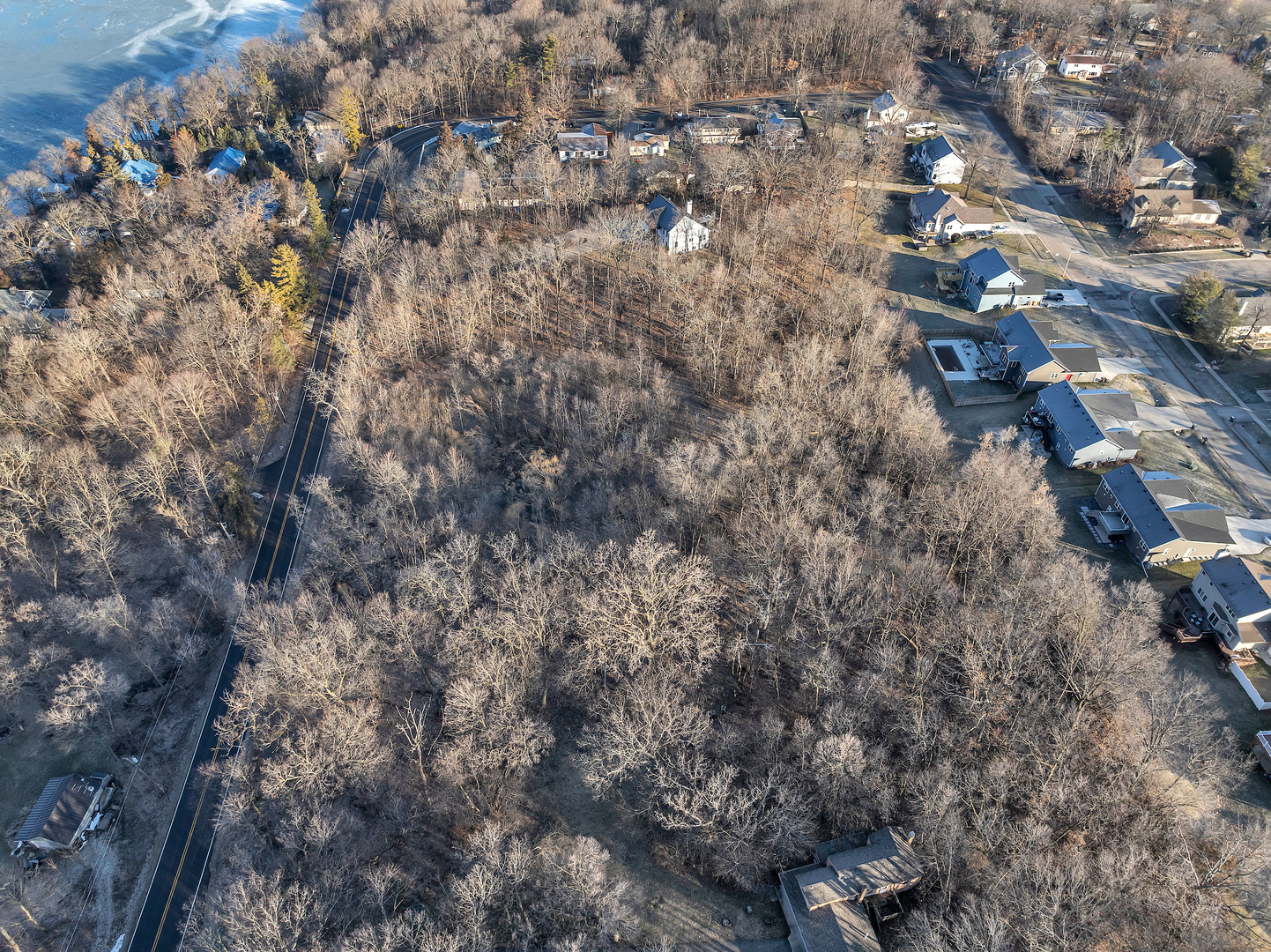 2020 E Lake Shore Drive, Twin Lakes, WI 53181