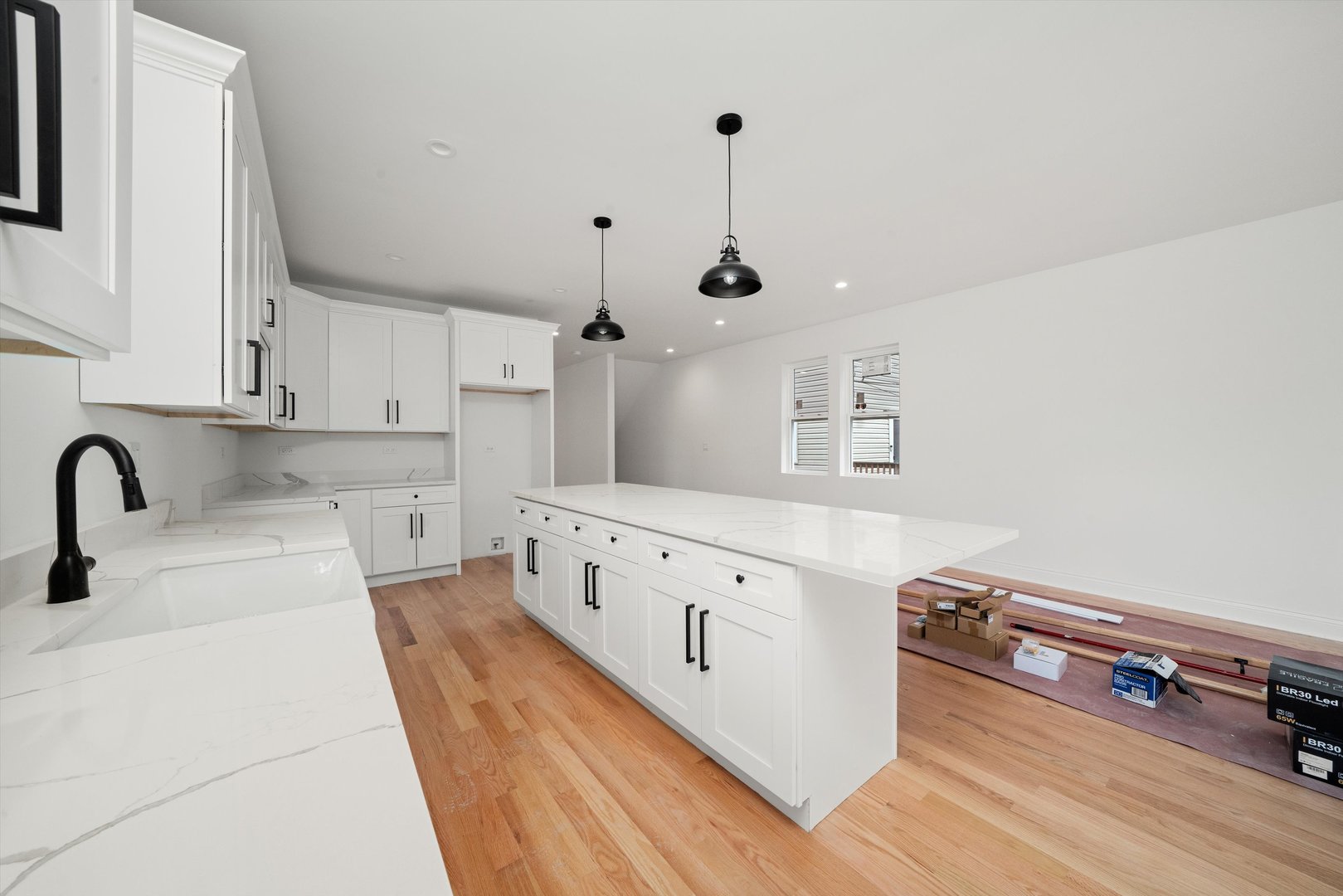 10649 S Sawyer Avenue, Chicago, IL 60655