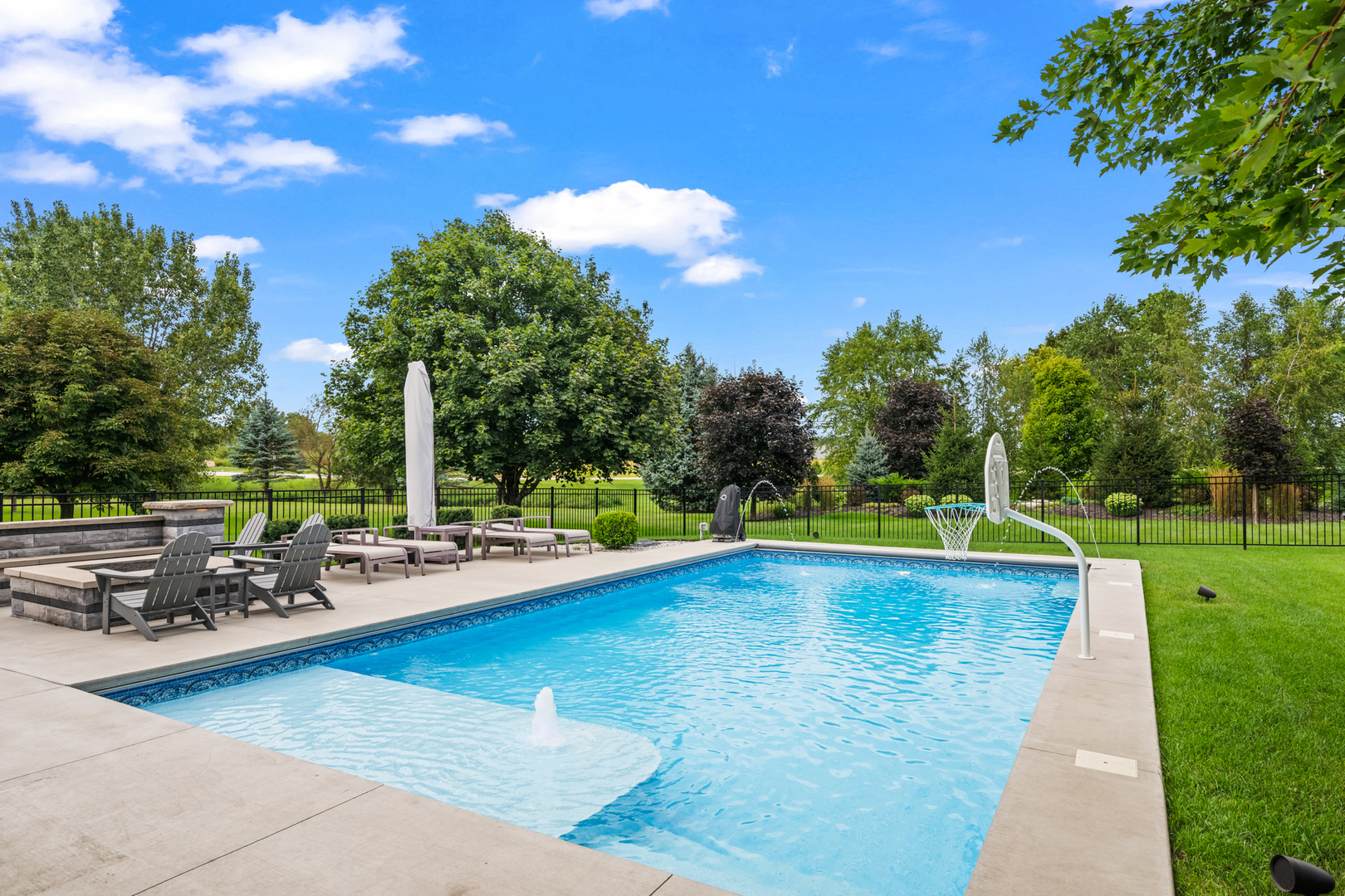 15610 Botterman Road, Huntley, IL 60142