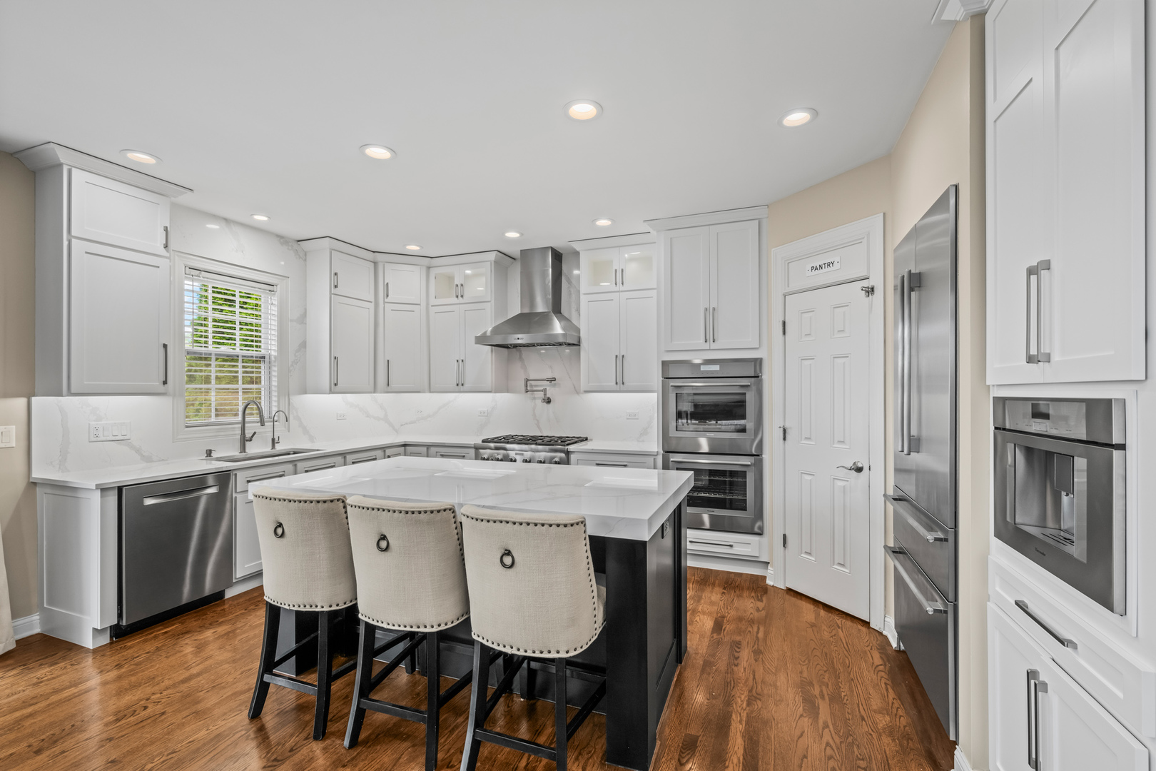 15610 Botterman Road, Huntley, IL 60142