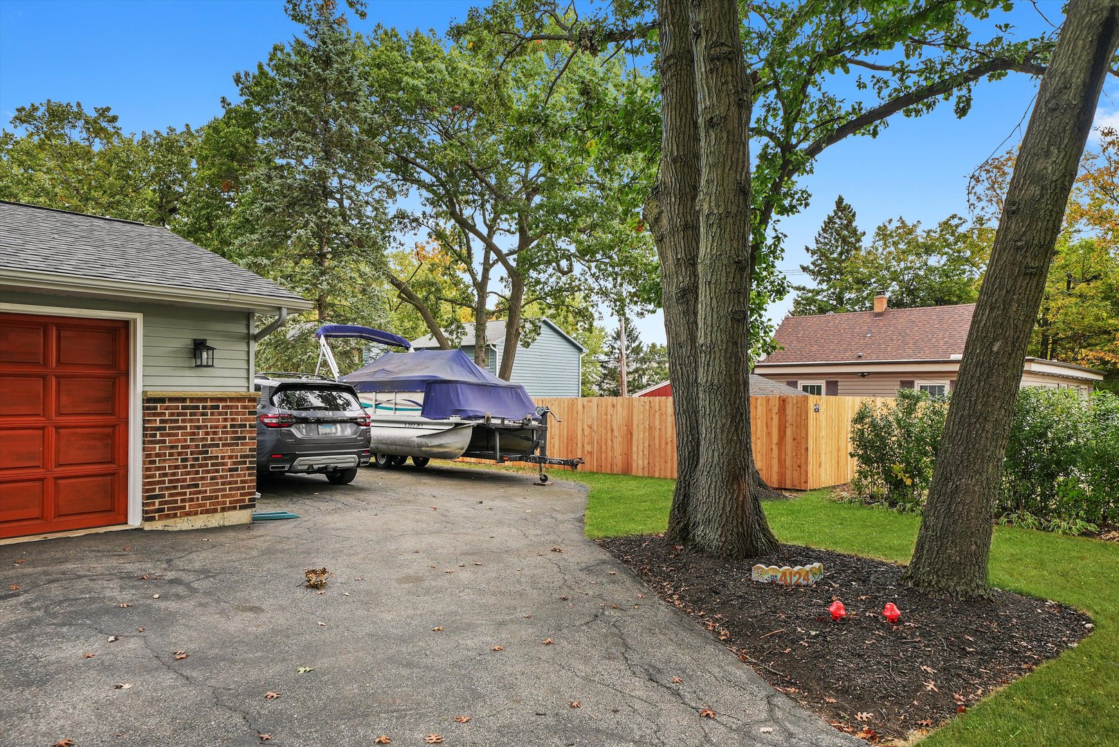 4124 Russell Avenue, Gurnee, IL 60031
