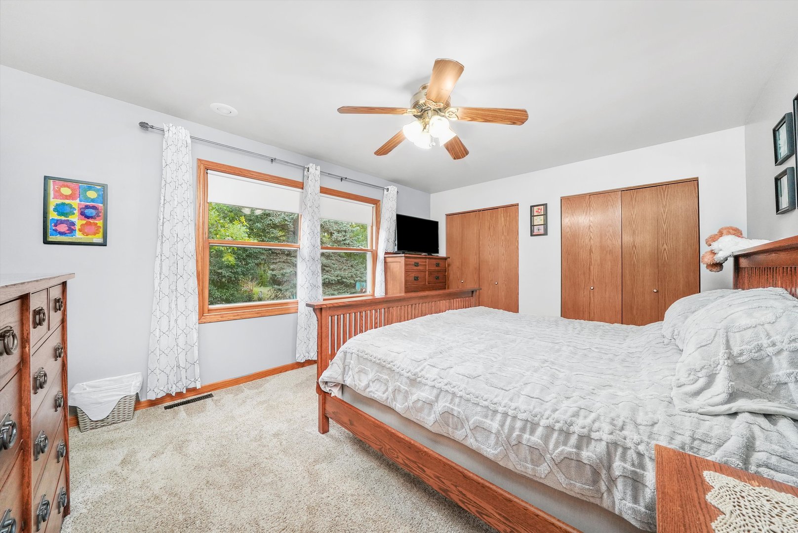 4124 Russell Avenue, Gurnee, IL 60031