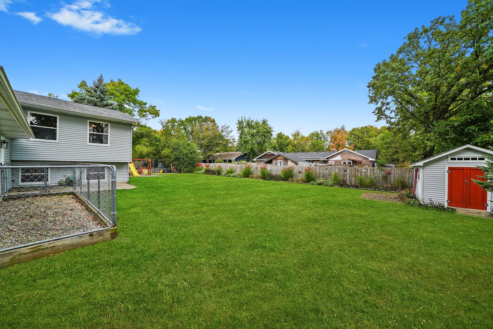 4124 Russell Avenue, Gurnee, IL 60031