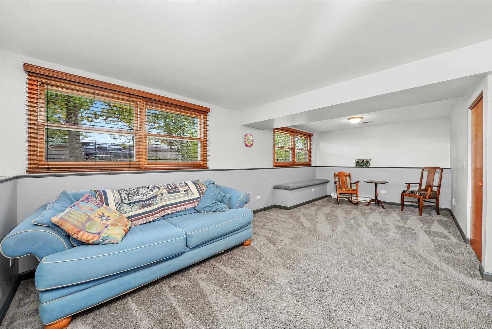 4124 Russell Avenue, Gurnee, IL 60031