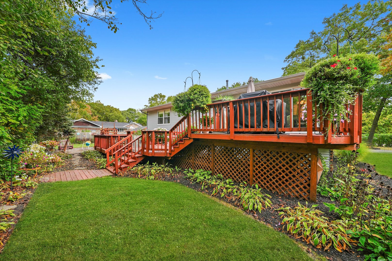 4124 Russell Avenue, Gurnee, IL 60031