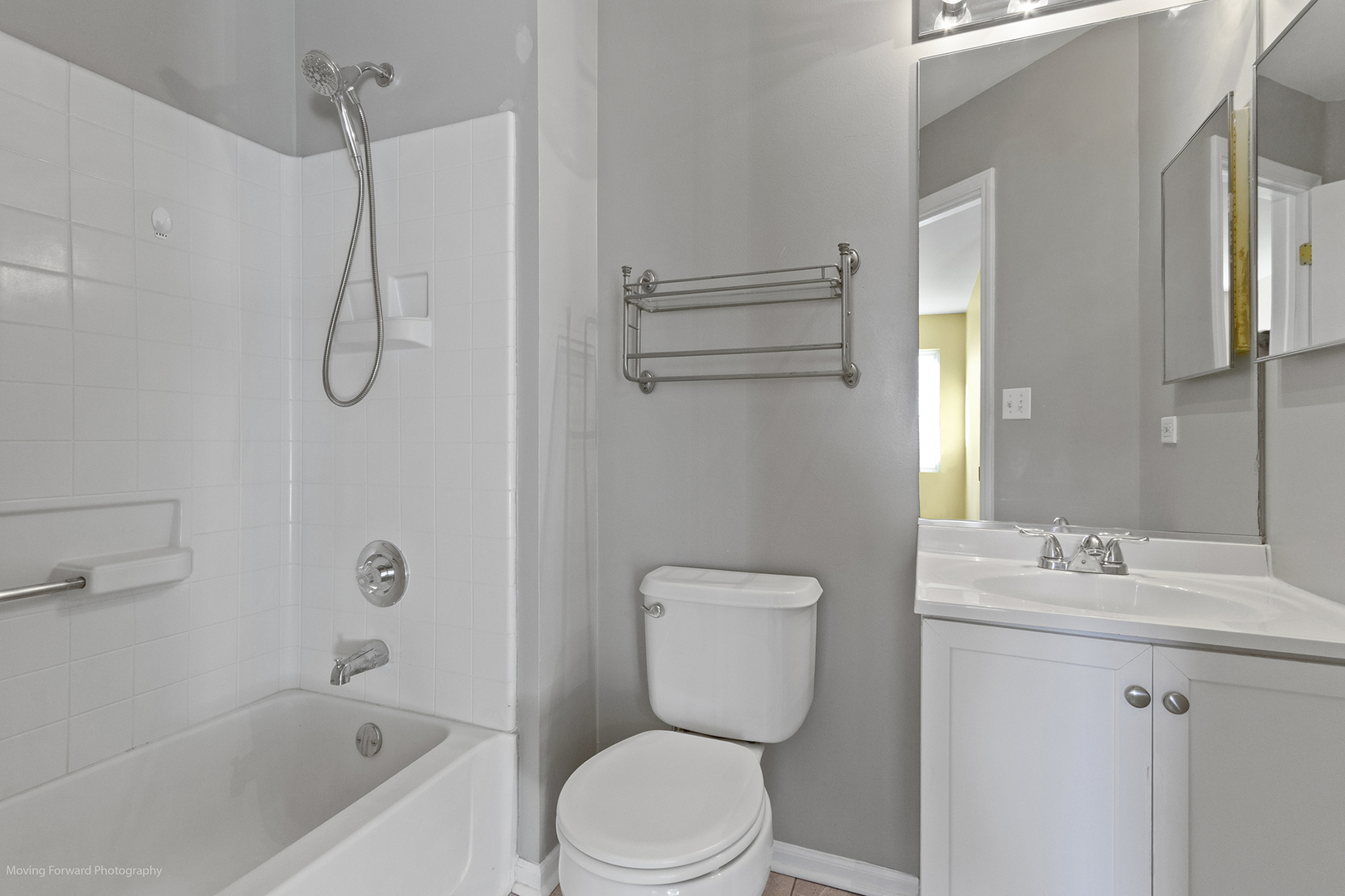 3473 Ravinia Circle, Aurora, IL 60504