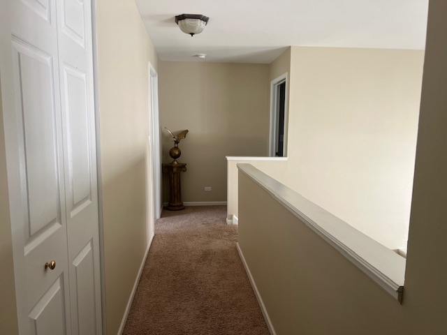 1229 Pennsbury Lane, Aurora, IL 60502