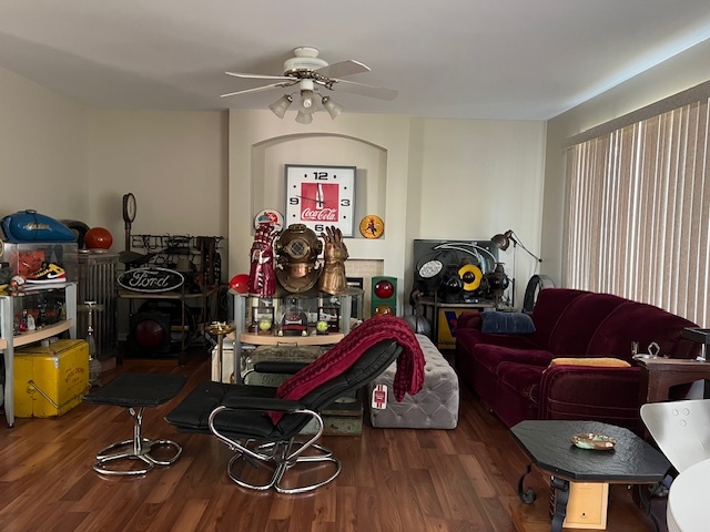 1229 Pennsbury Lane, Aurora, IL 60502