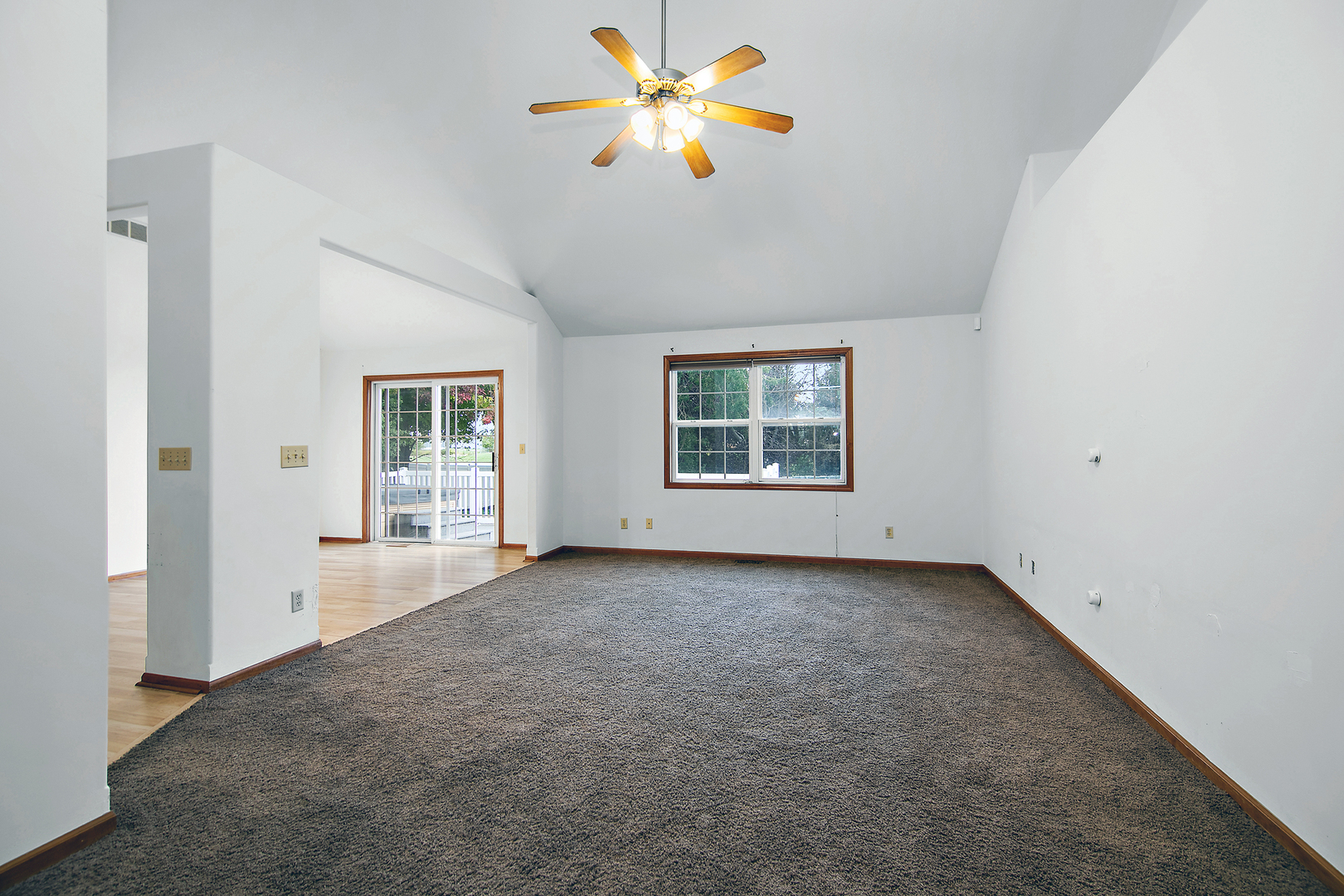 374 S Mcguire Drive, Manteno, IL 60950