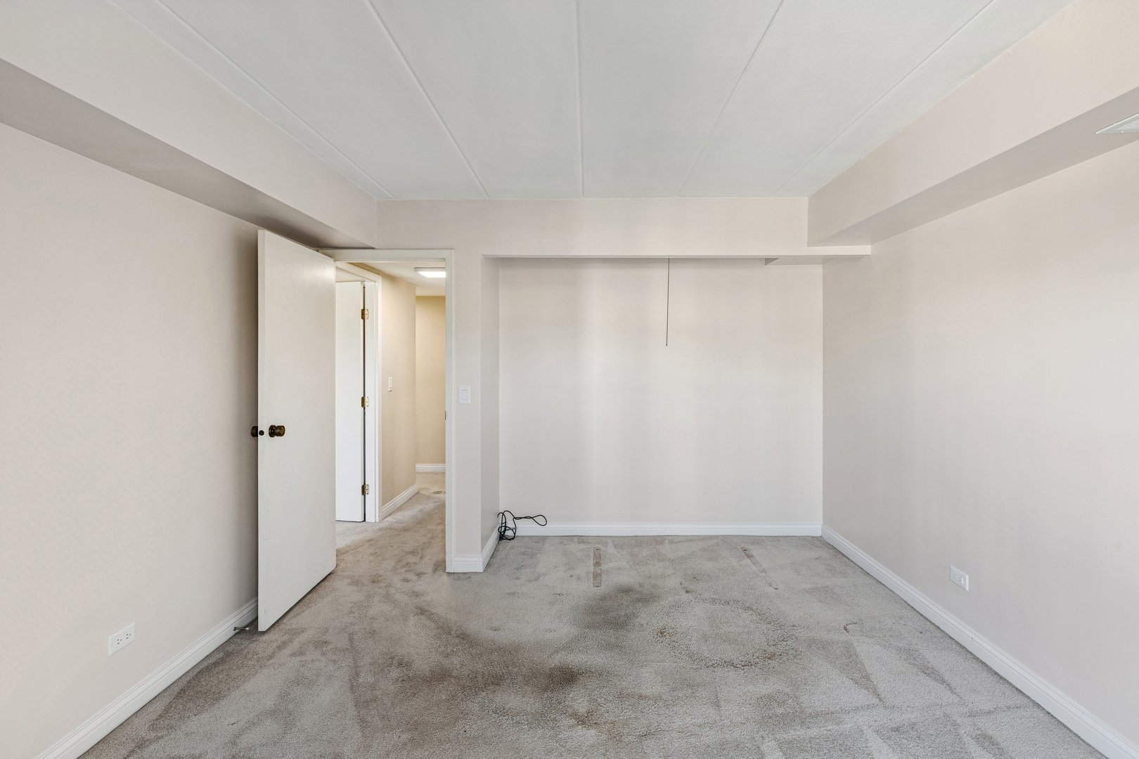 5S040 Pebblewood Lane #406E, Naperville, IL 60563