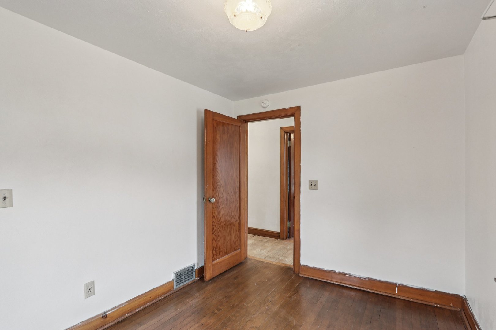 1533 Kremer Avenue, Racine, WI 53402