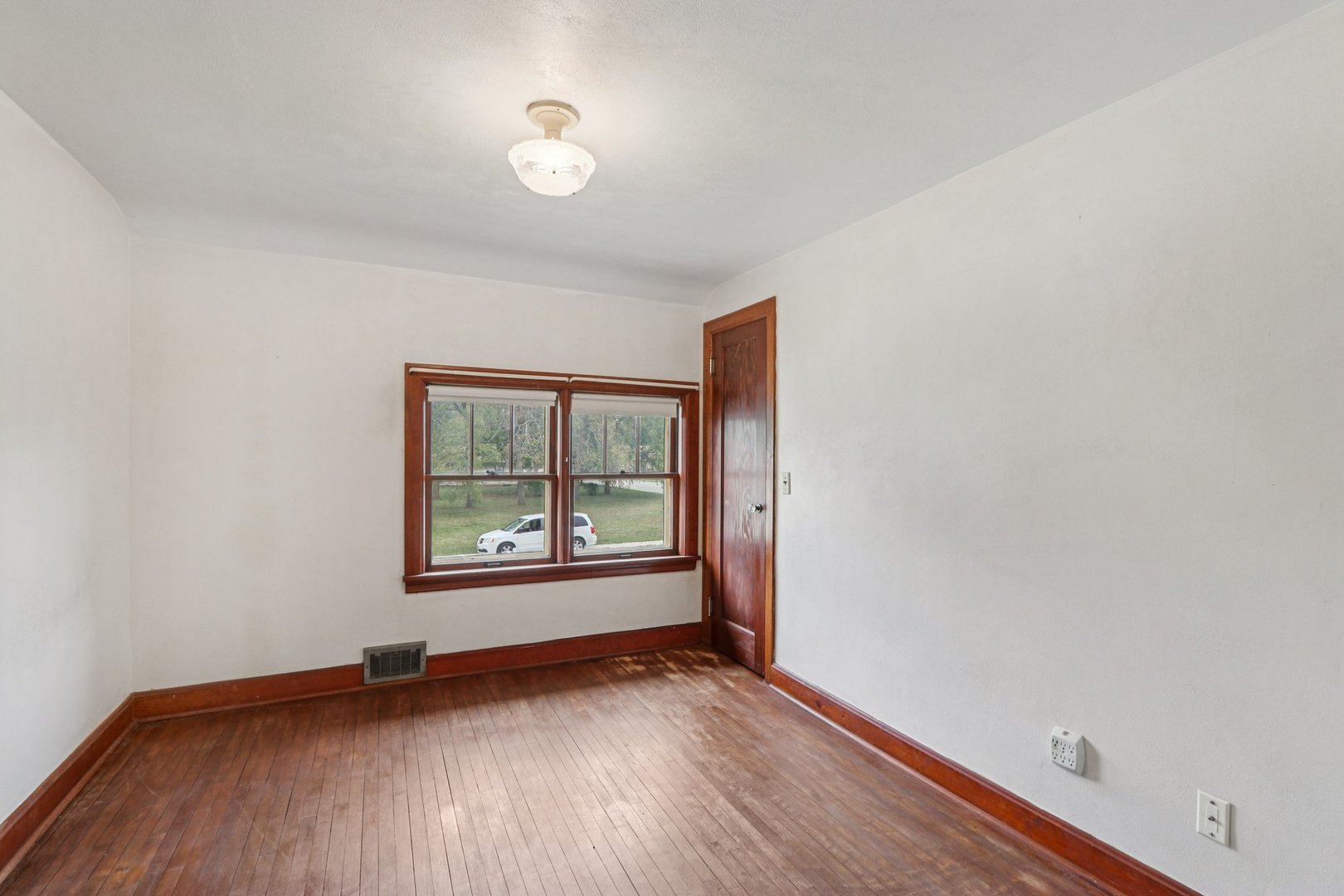 1533 Kremer Avenue, Racine, WI 53402