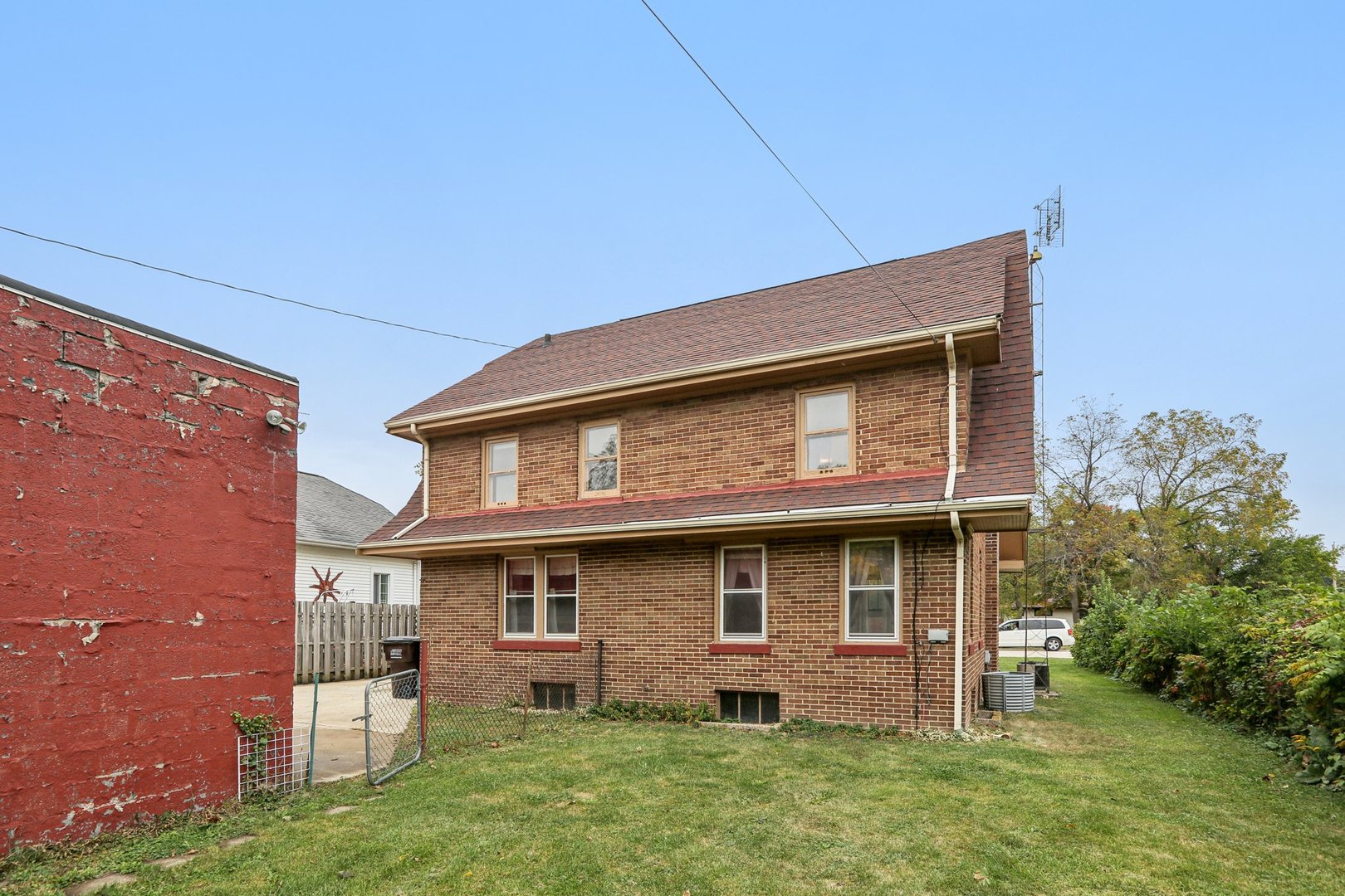 1533 Kremer Avenue, Racine, WI 53402