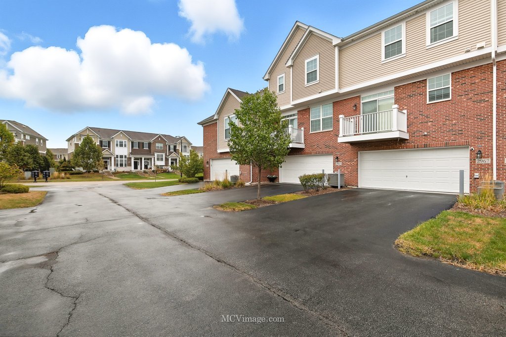2967 Madison Drive, Naperville, IL 60564