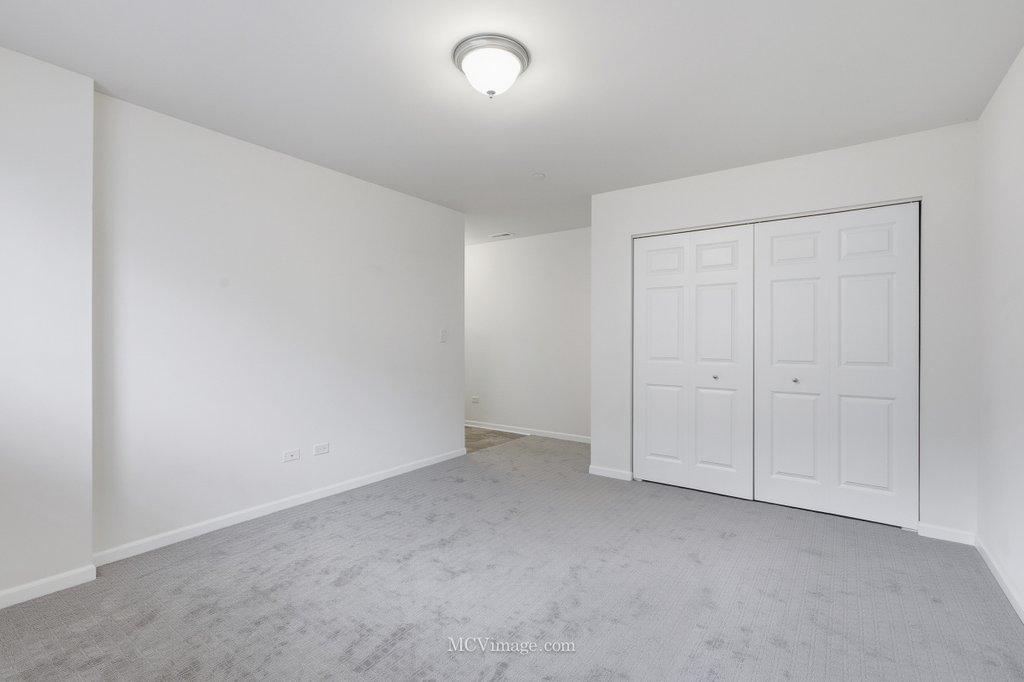 2967 Madison Drive, Naperville, IL 60564