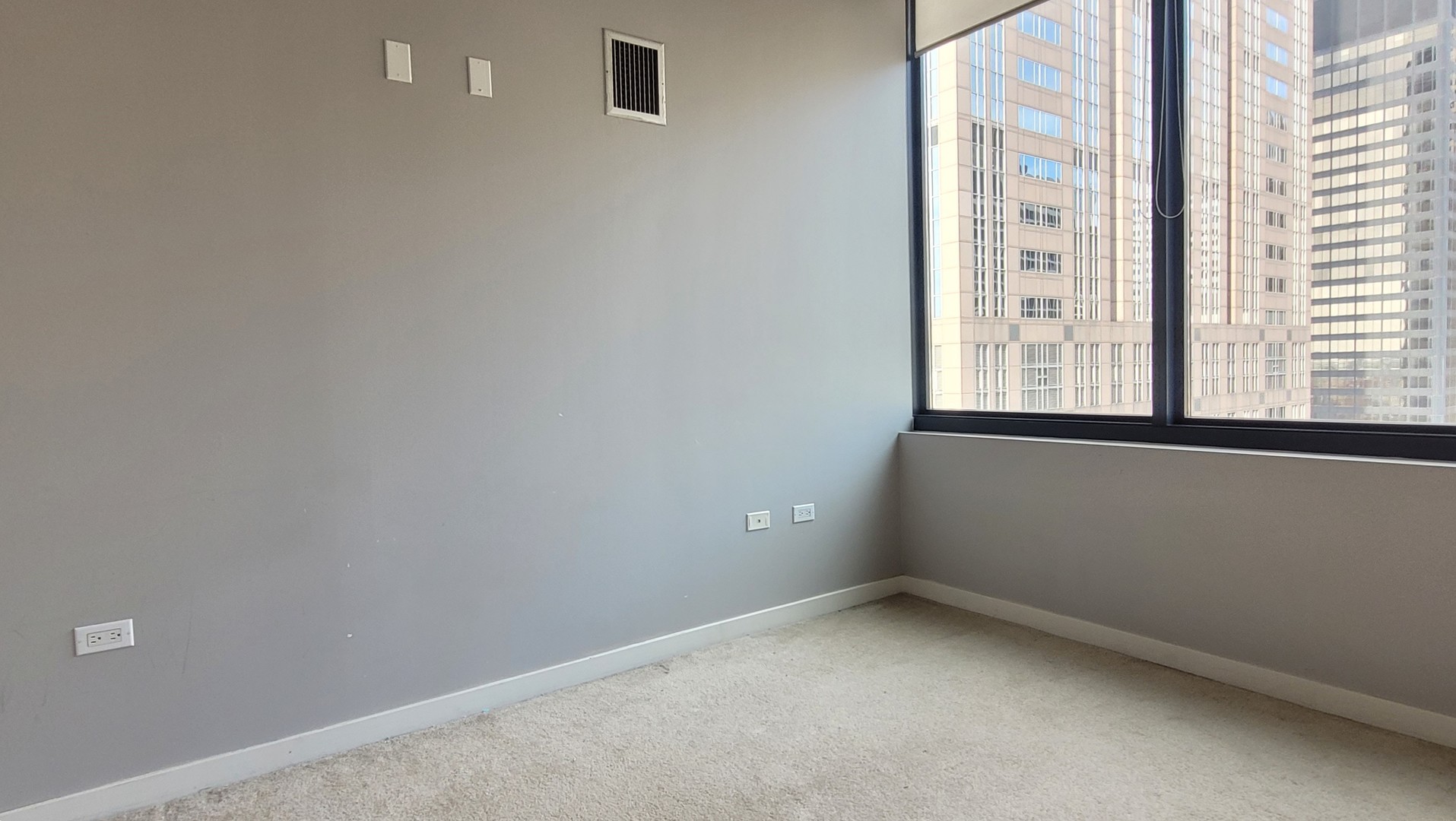 235 W Van Buren Street #2015, Chicago, IL 60607