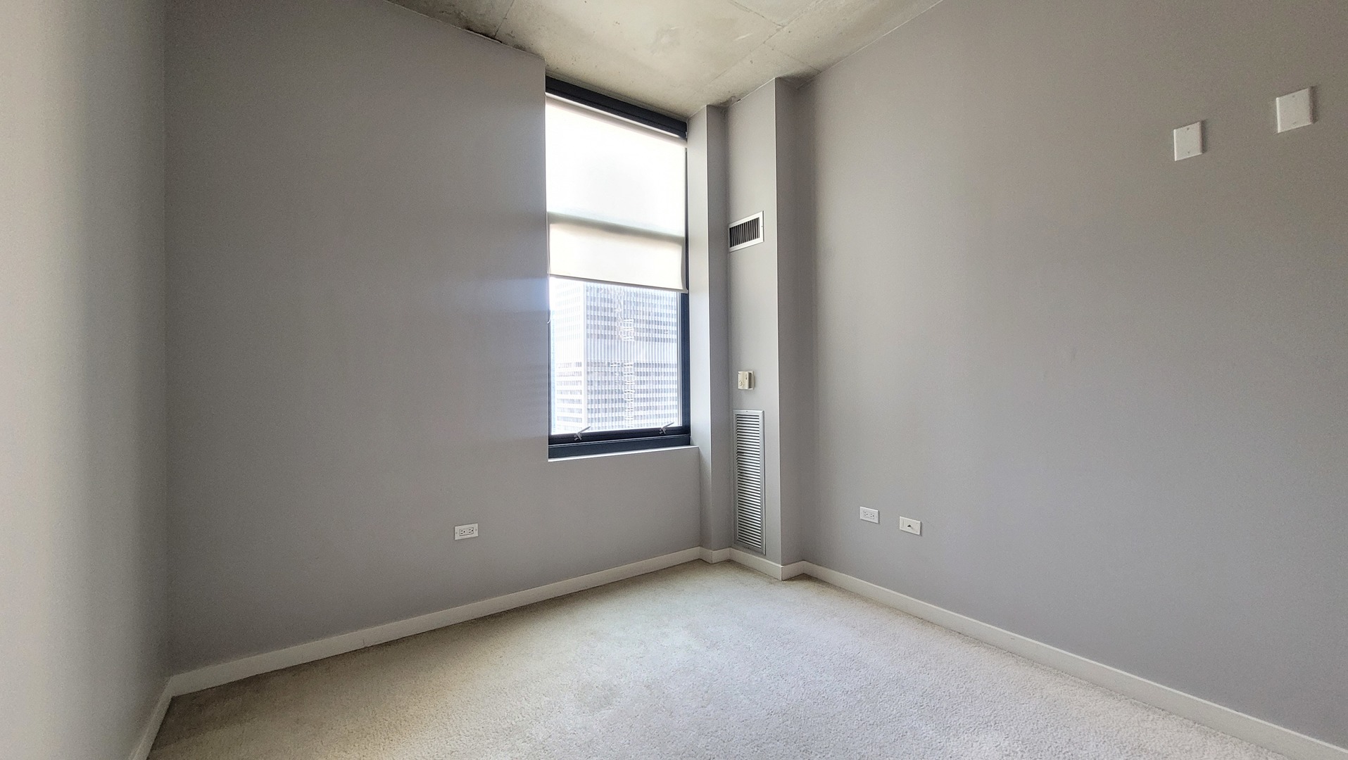 235 W Van Buren Street #2015, Chicago, IL 60607