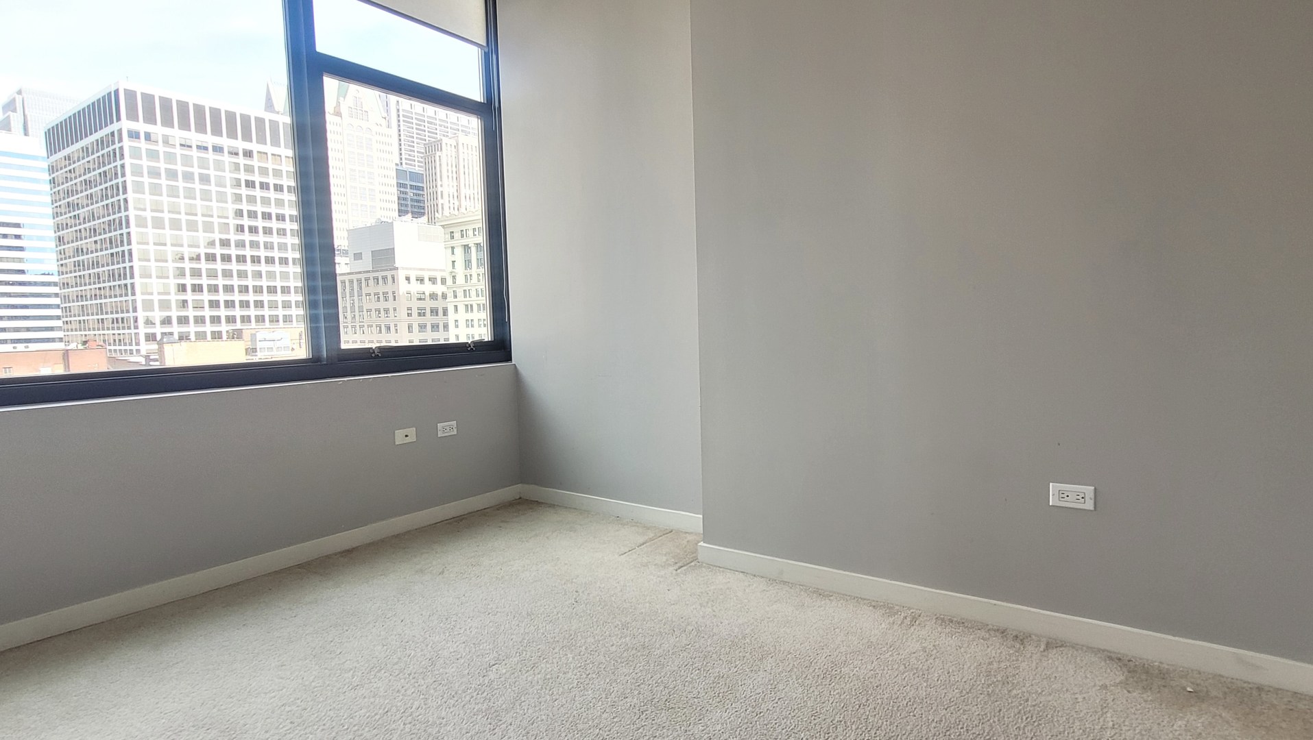 235 W Van Buren Street #2015, Chicago, IL 60607