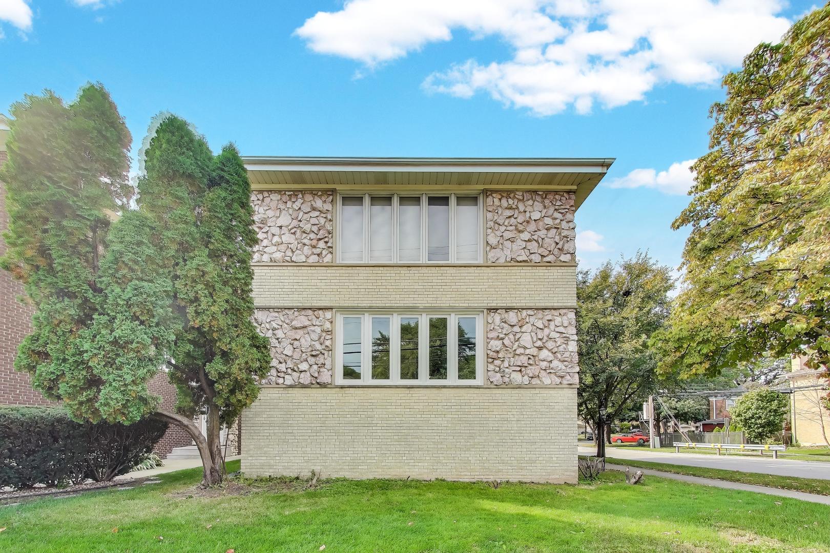 1086 N Northwest Highway #G, Park Ridge, IL 60068