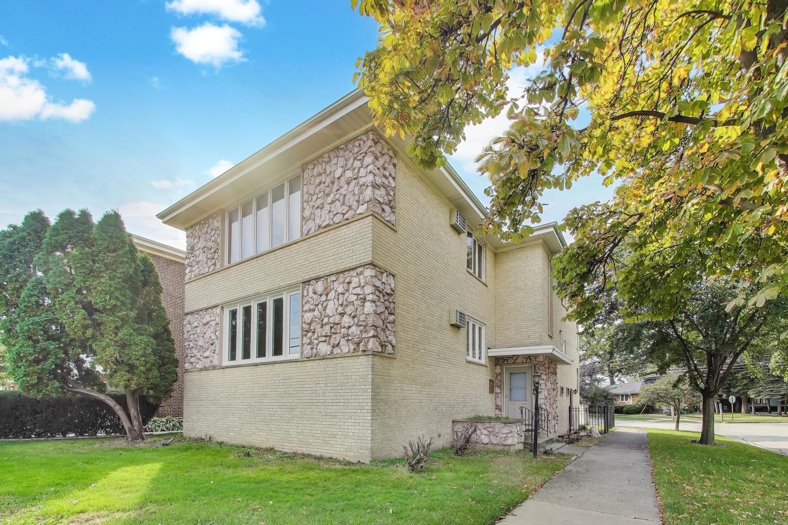 1086 N Northwest Highway #G, Park Ridge, IL 60068