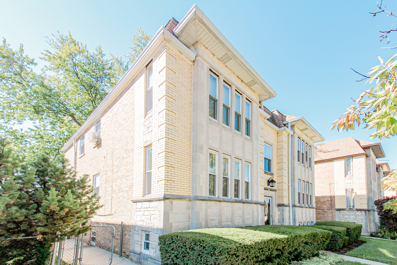 6669 W Devon Avenue #GW, Chicago, IL 60631
