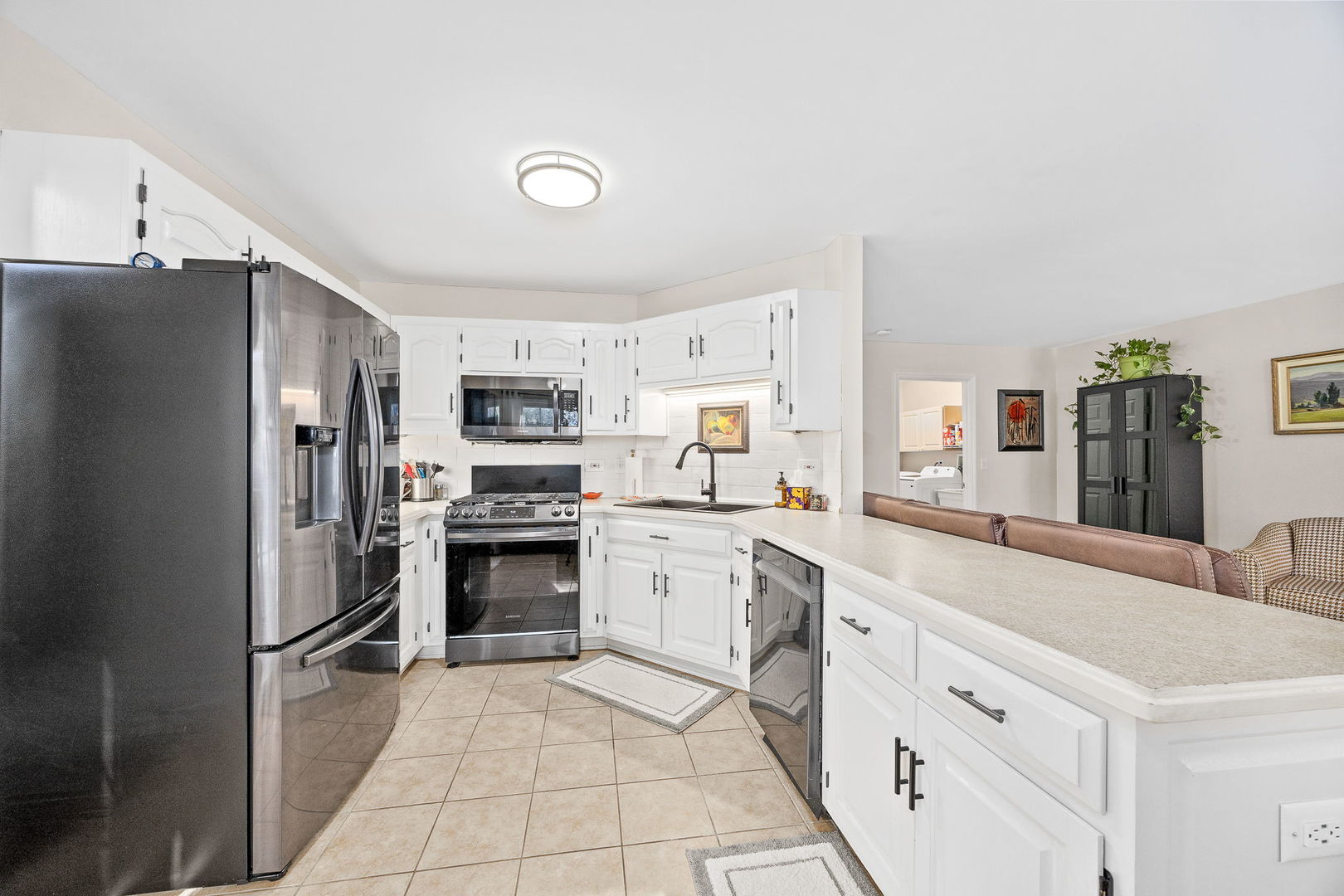 5018 VERNON PARK Place, Lisle, IL 60532