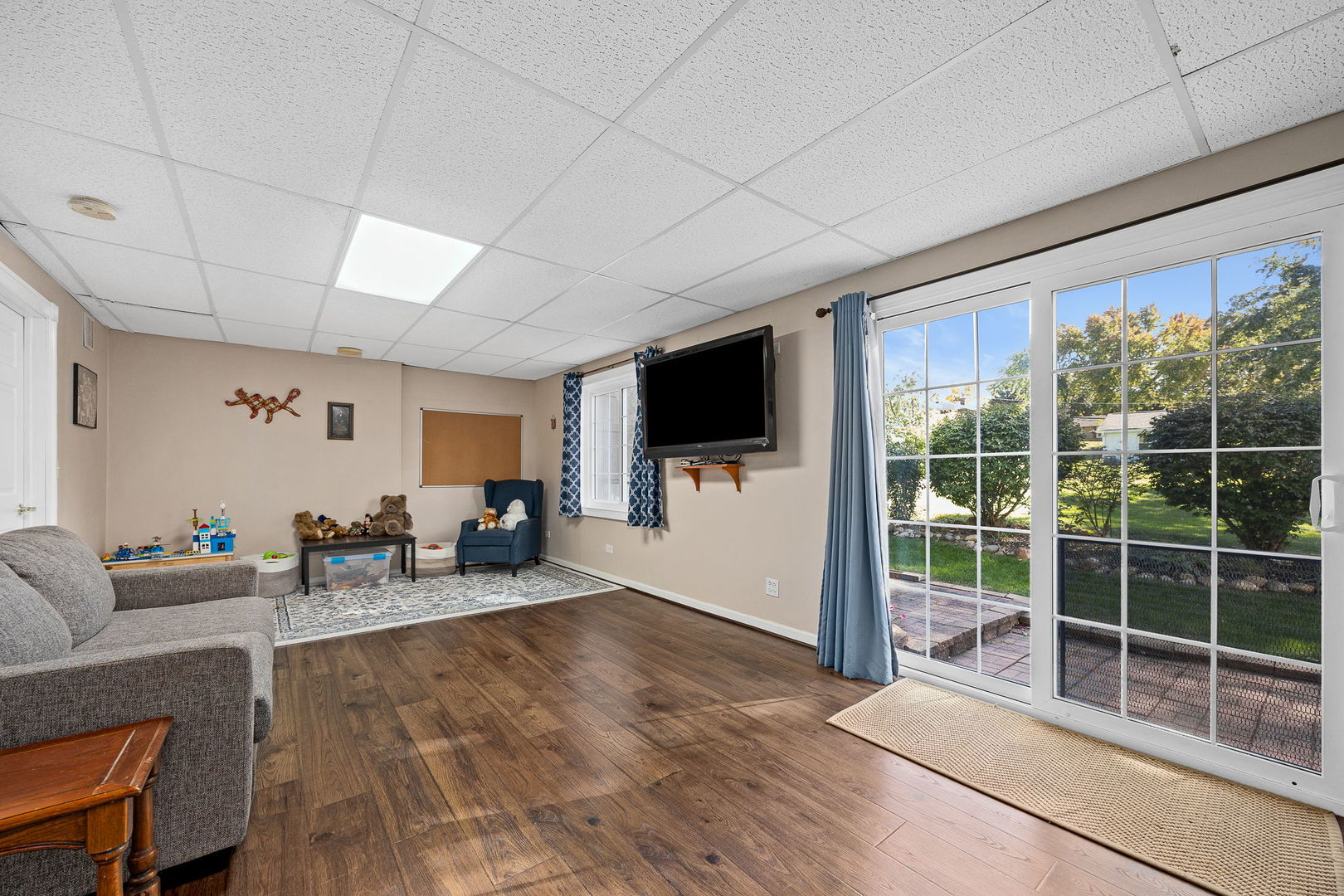 5018 VERNON PARK Place, Lisle, IL 60532