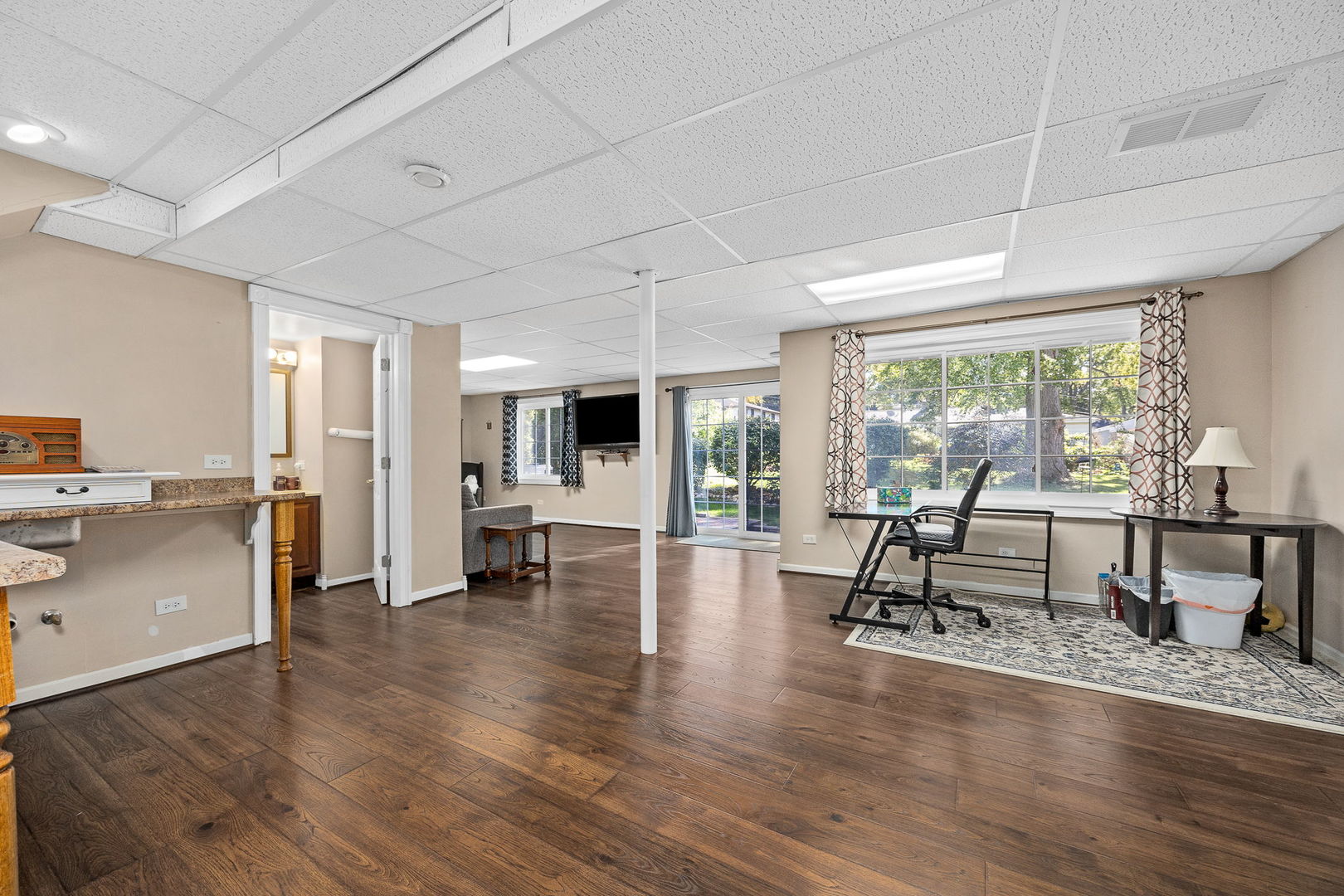 5018 VERNON PARK Place, Lisle, IL 60532