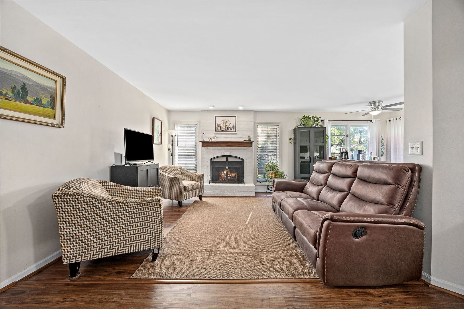5018 VERNON PARK Place, Lisle, IL 60532