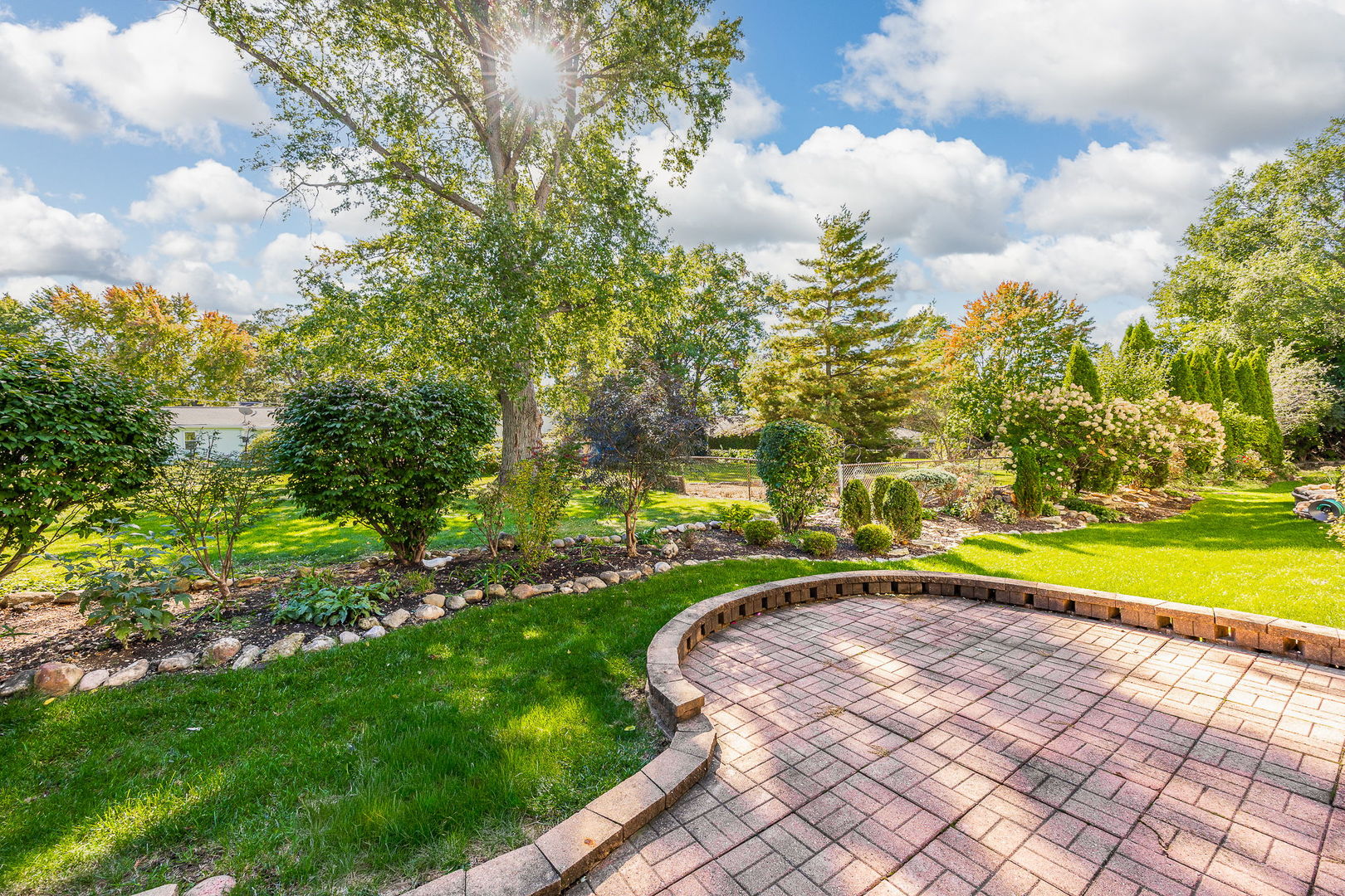 5018 VERNON PARK Place, Lisle, IL 60532