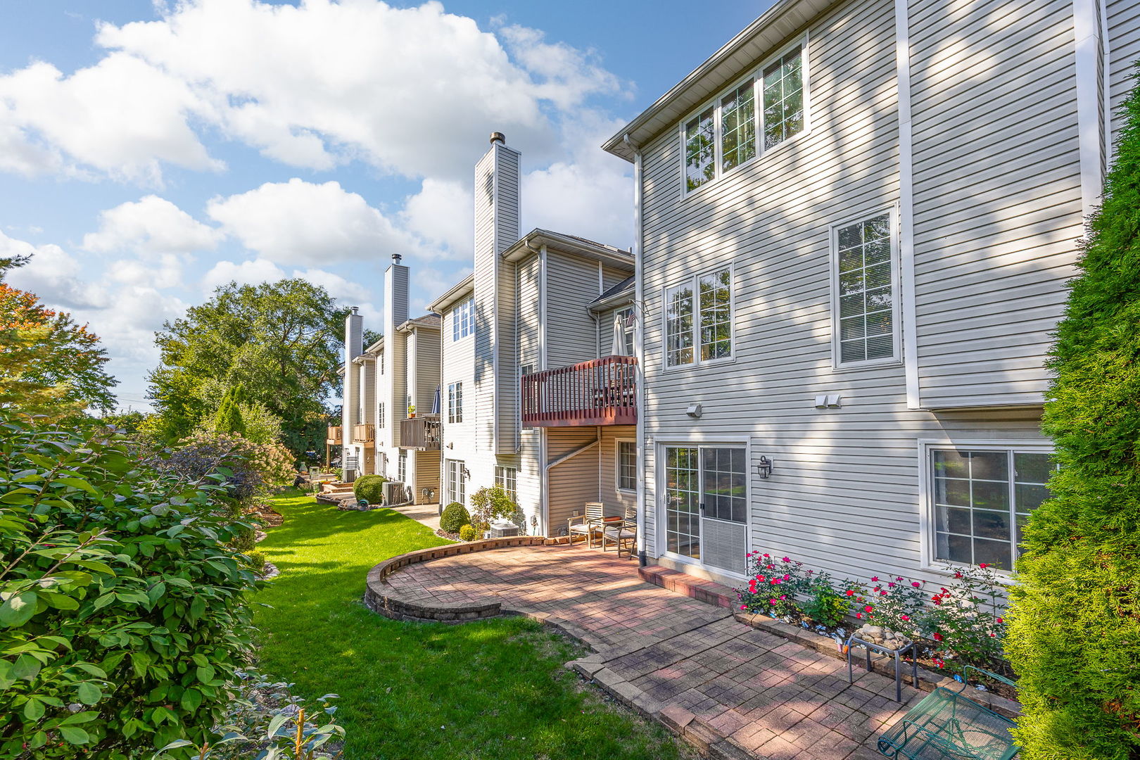 5018 VERNON PARK Place, Lisle, IL 60532