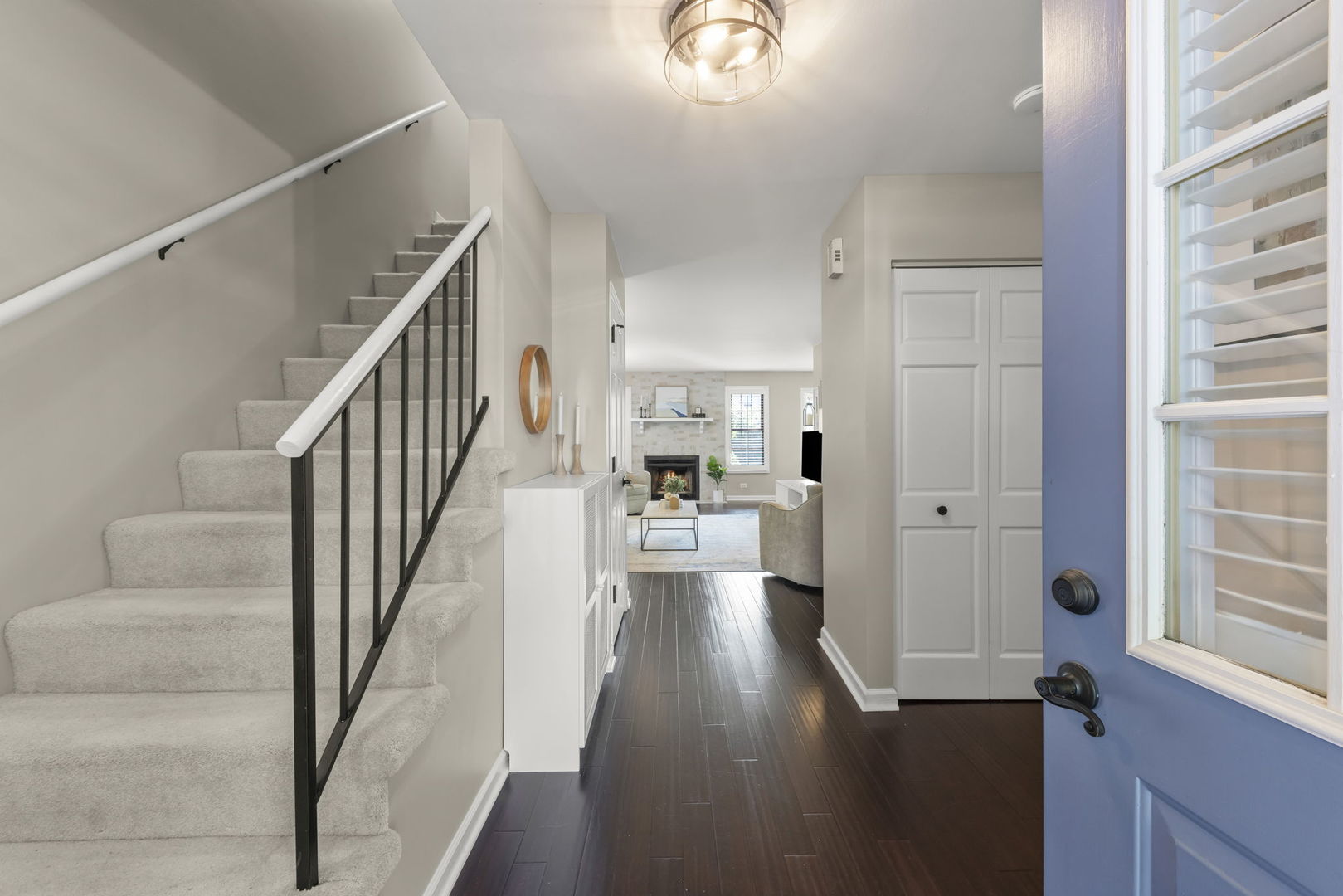 1056 Devonshire Avenue, Naperville, IL 60540