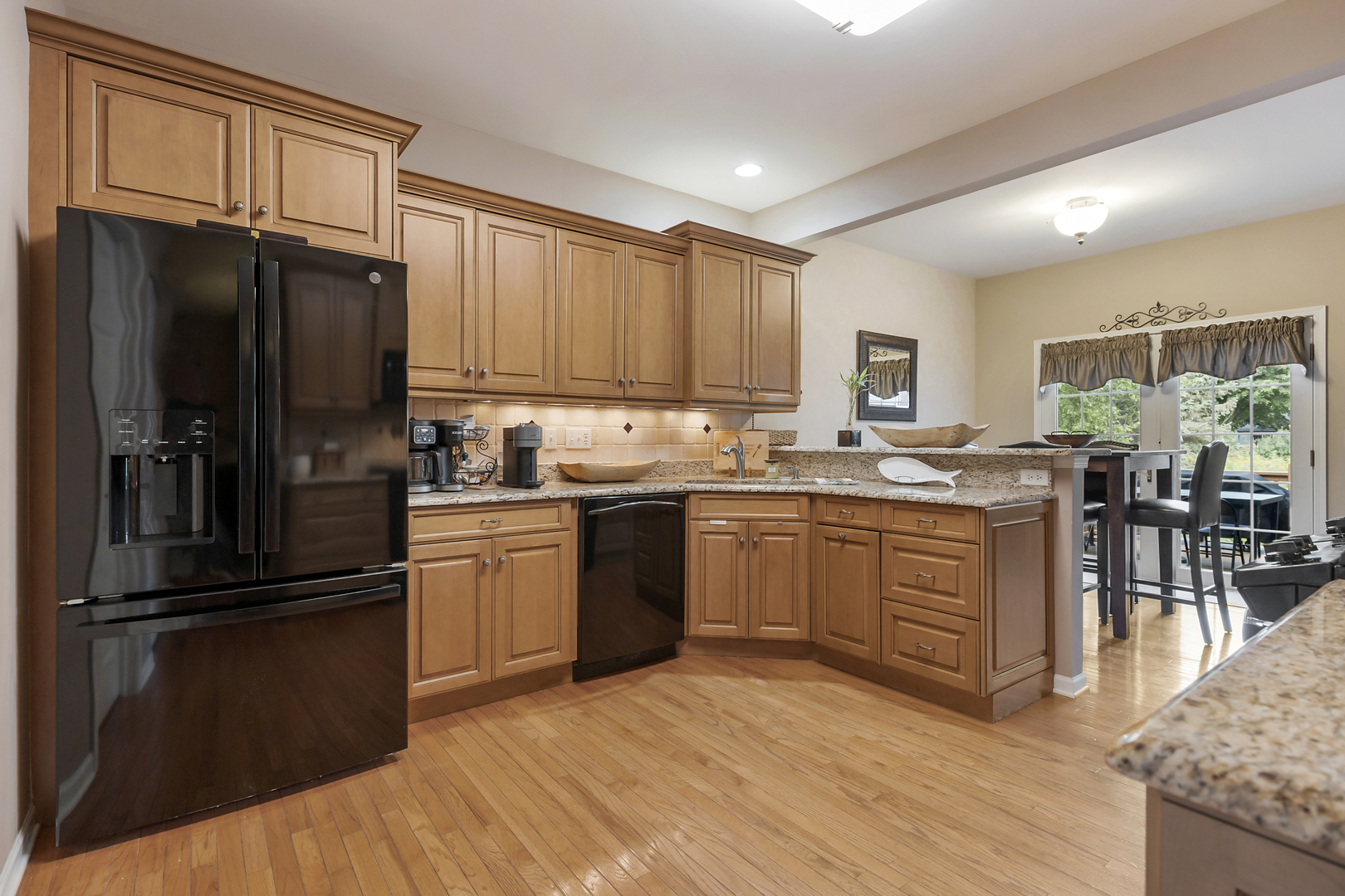 3891 WILLOW VIEW Drive #3891, Lake In The Hills, IL 60156