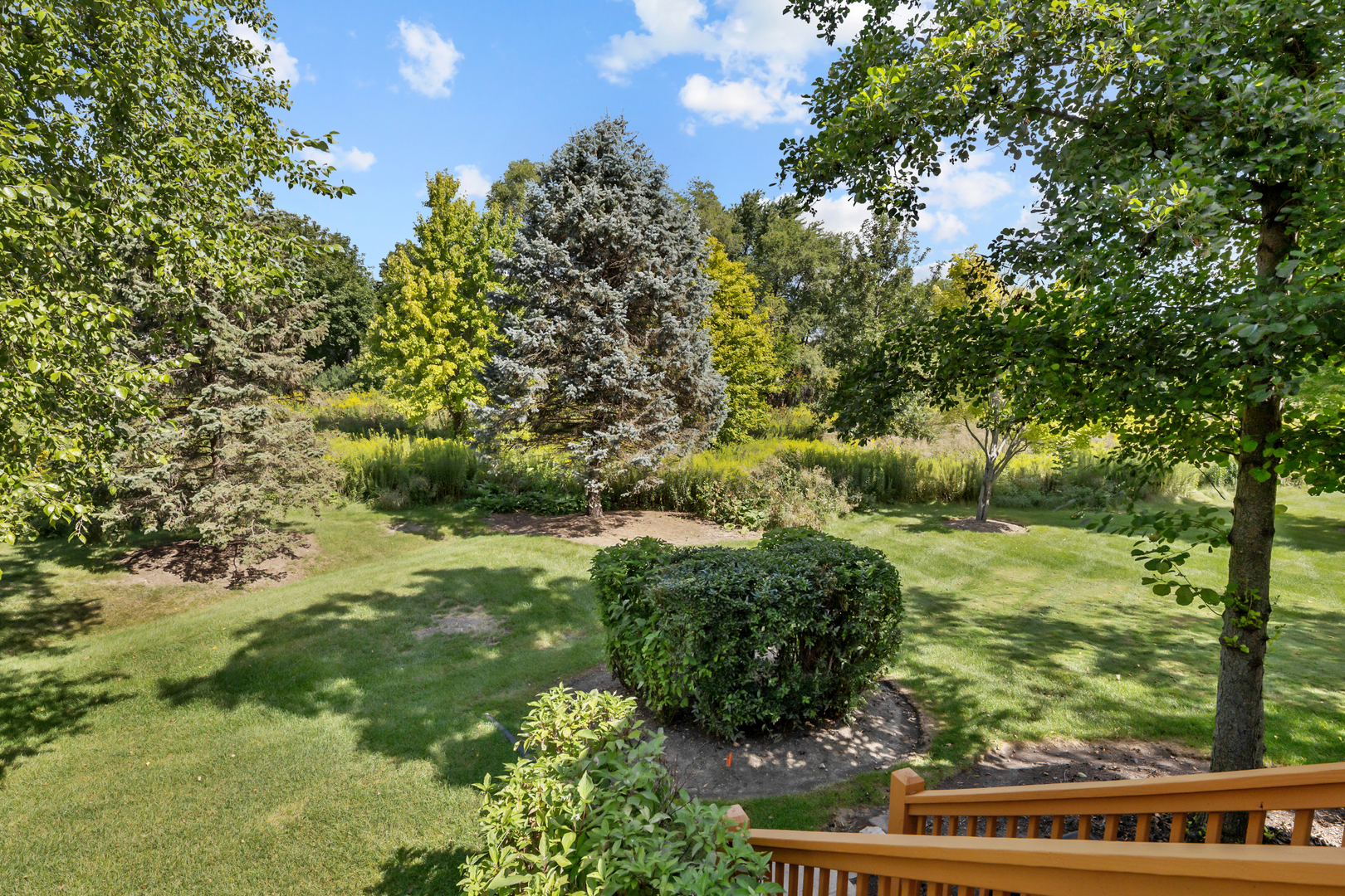 3891 WILLOW VIEW Drive #3891, Lake In The Hills, IL 60156